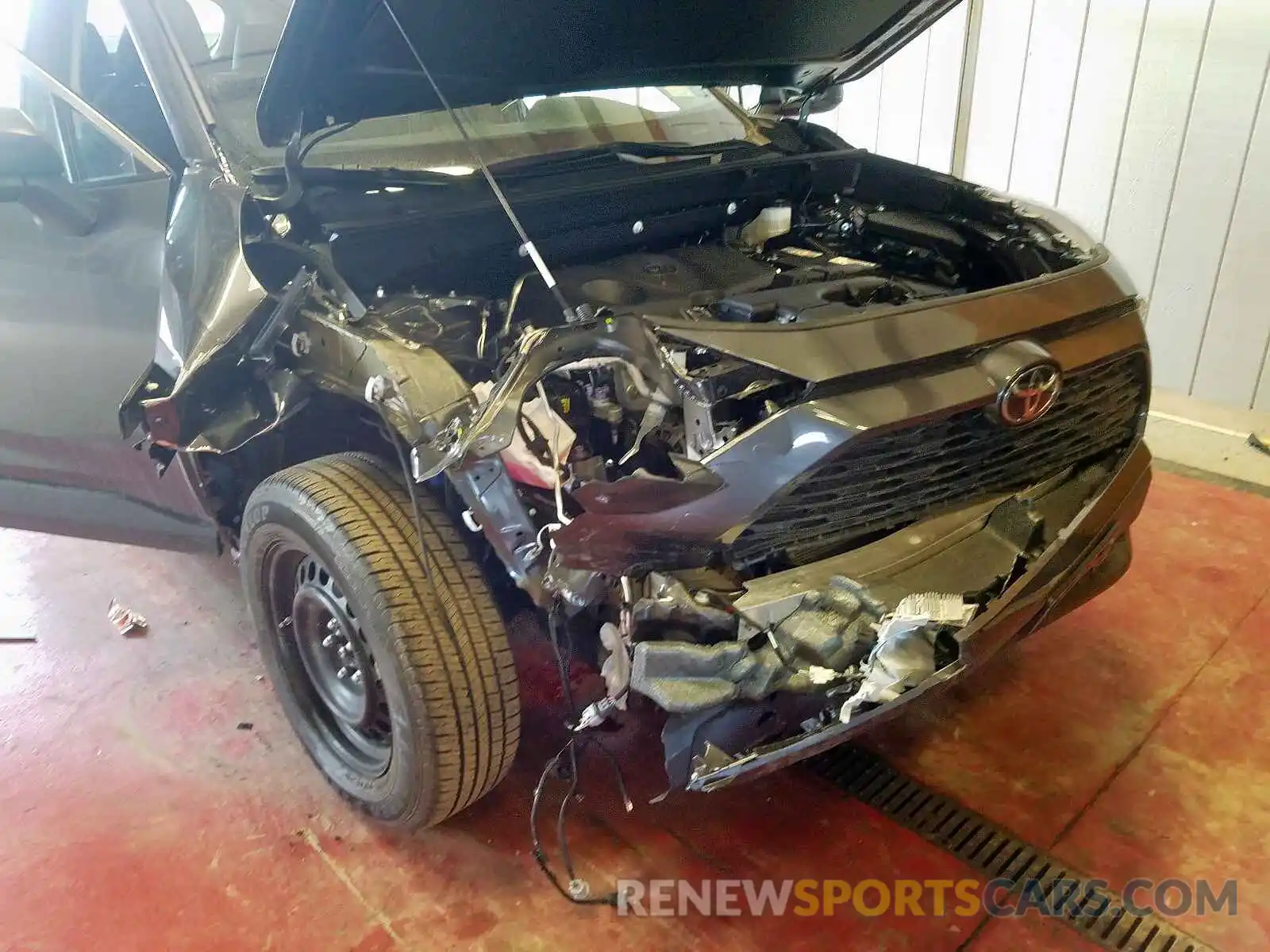 9 Photograph of a damaged car 2T3F1RFV4LC071511 TOYOTA RAV4 2020