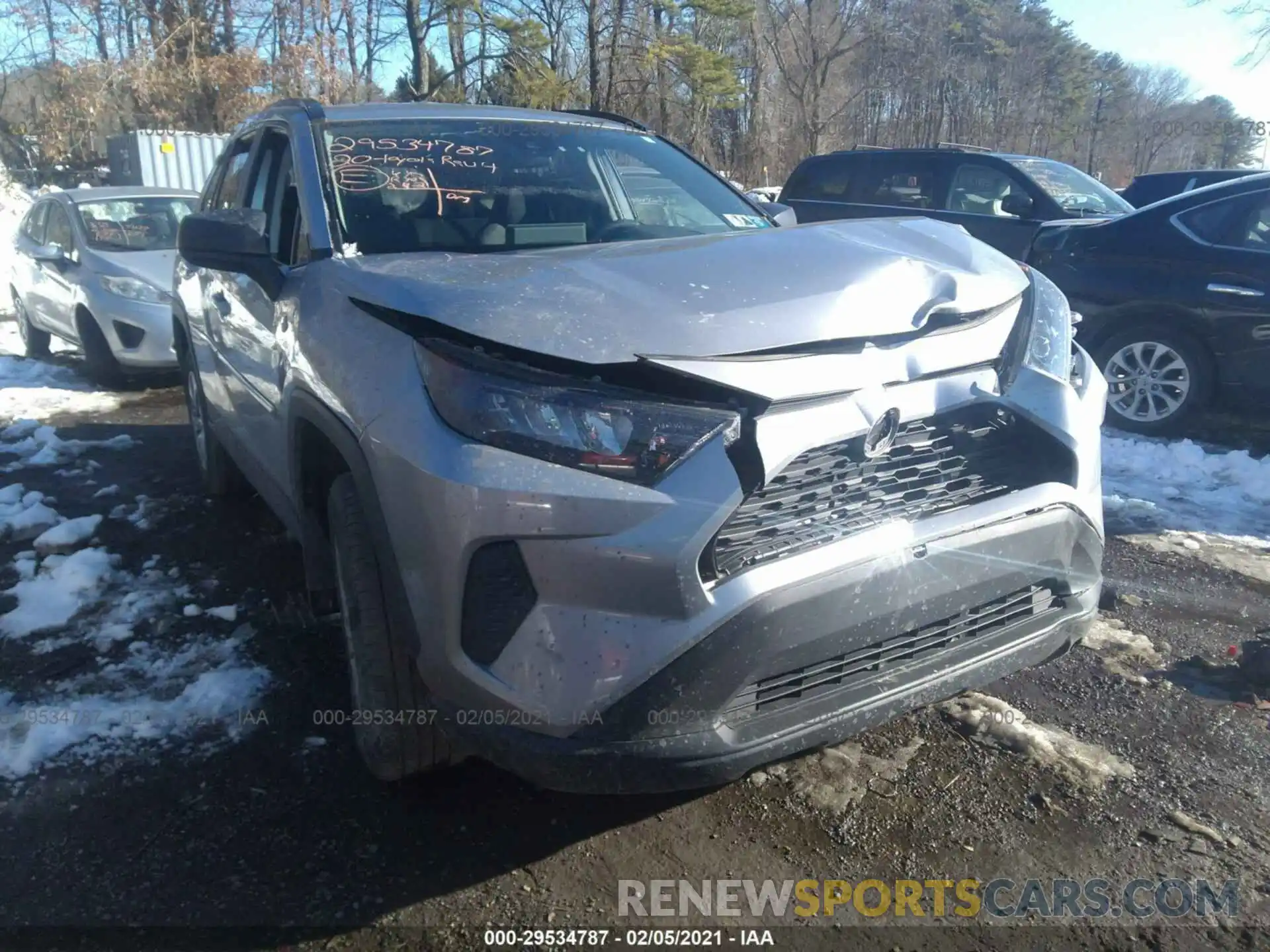 6 Photograph of a damaged car 2T3F1RFV4LC081391 TOYOTA RAV4 2020