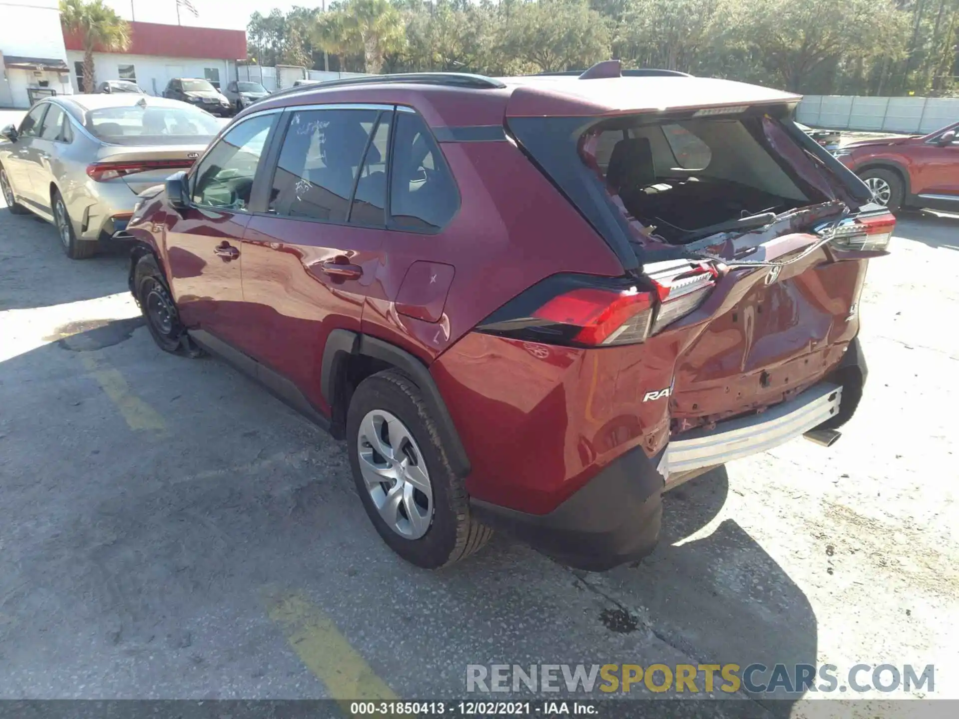 3 Photograph of a damaged car 2T3F1RFV4LC086381 TOYOTA RAV4 2020