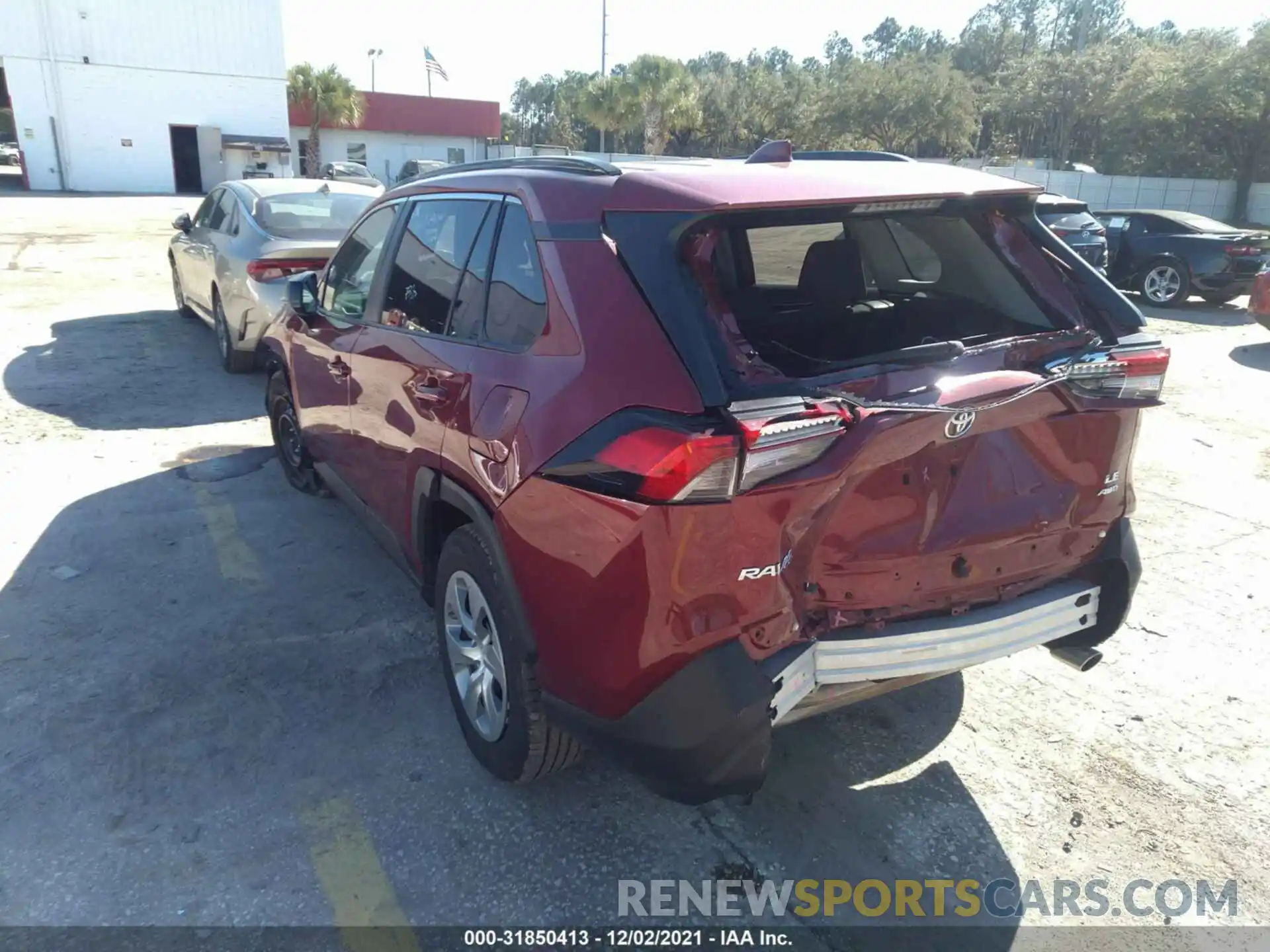 6 Photograph of a damaged car 2T3F1RFV4LC086381 TOYOTA RAV4 2020