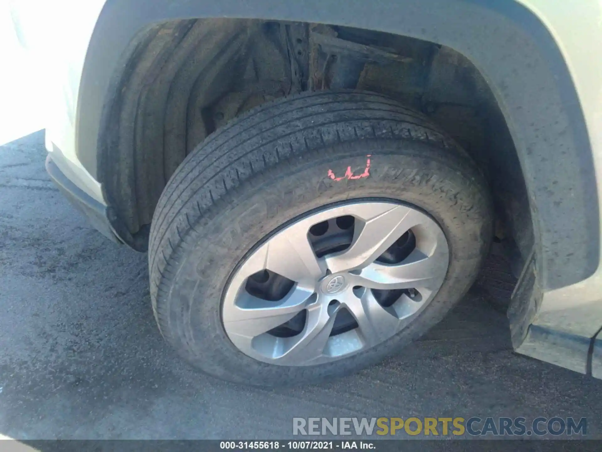 12 Photograph of a damaged car 2T3F1RFV4LC089653 TOYOTA RAV4 2020