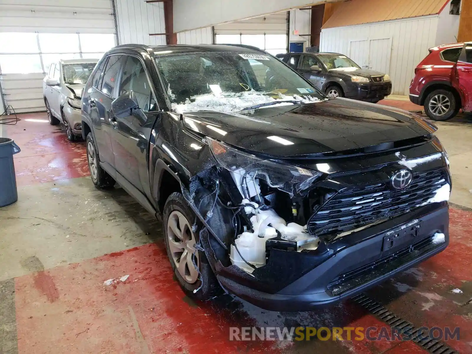 1 Photograph of a damaged car 2T3F1RFV4LC098675 TOYOTA RAV4 2020