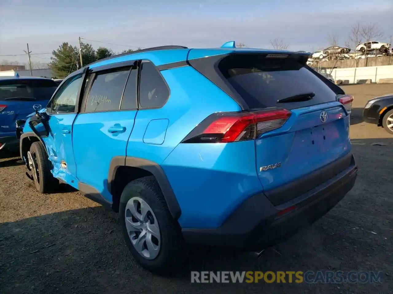 3 Photograph of a damaged car 2T3F1RFV4LC108864 TOYOTA RAV4 2020