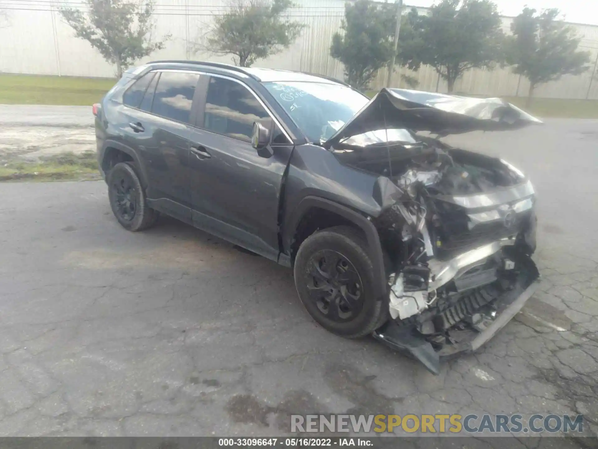 1 Photograph of a damaged car 2T3F1RFV4LC117483 TOYOTA RAV4 2020