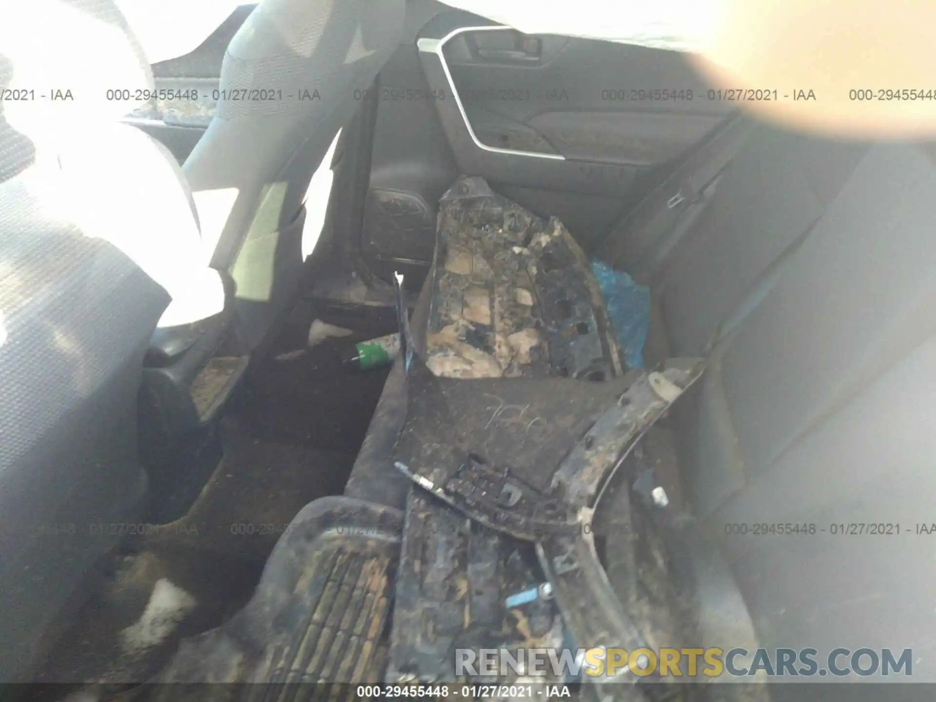 8 Photograph of a damaged car 2T3F1RFV4LC118973 TOYOTA RAV4 2020