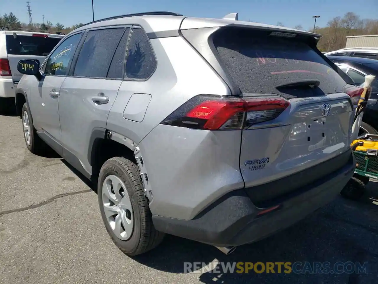 3 Photograph of a damaged car 2T3F1RFV4LC132257 TOYOTA RAV4 2020