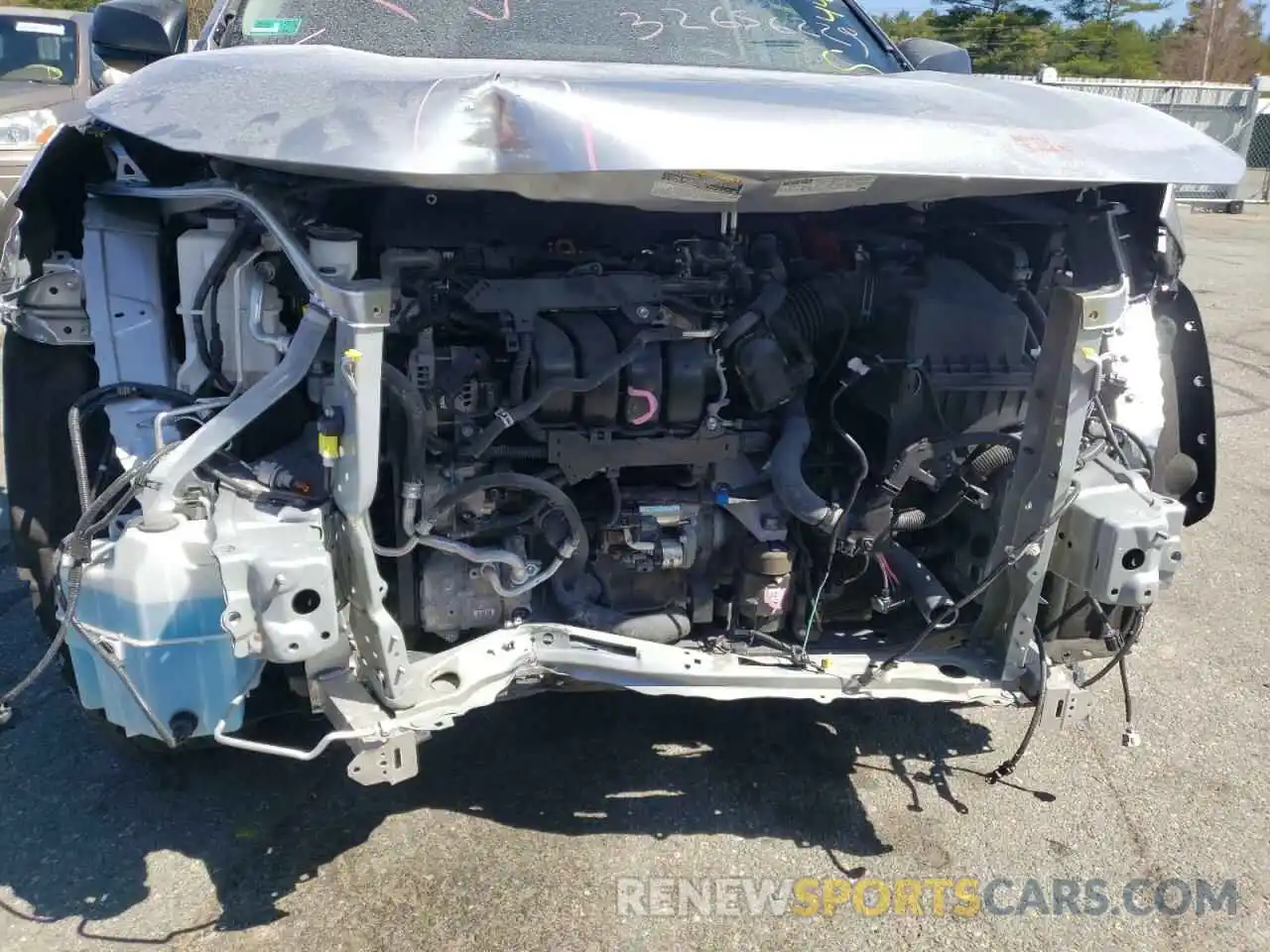 9 Photograph of a damaged car 2T3F1RFV4LC132257 TOYOTA RAV4 2020