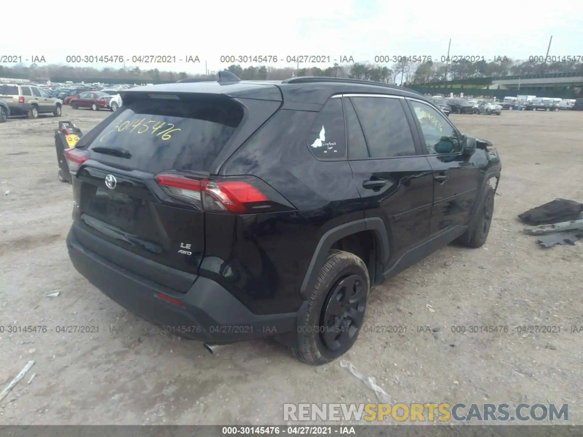 4 Photograph of a damaged car 2T3F1RFV4LW096648 TOYOTA RAV4 2020