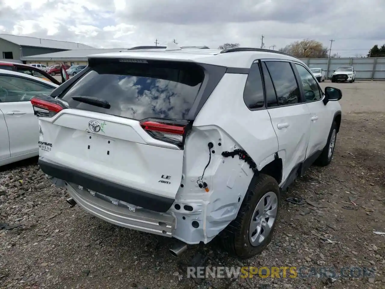 4 Фотография поврежденного автомобиля 2T3F1RFV4LW131396 TOYOTA RAV4 2020