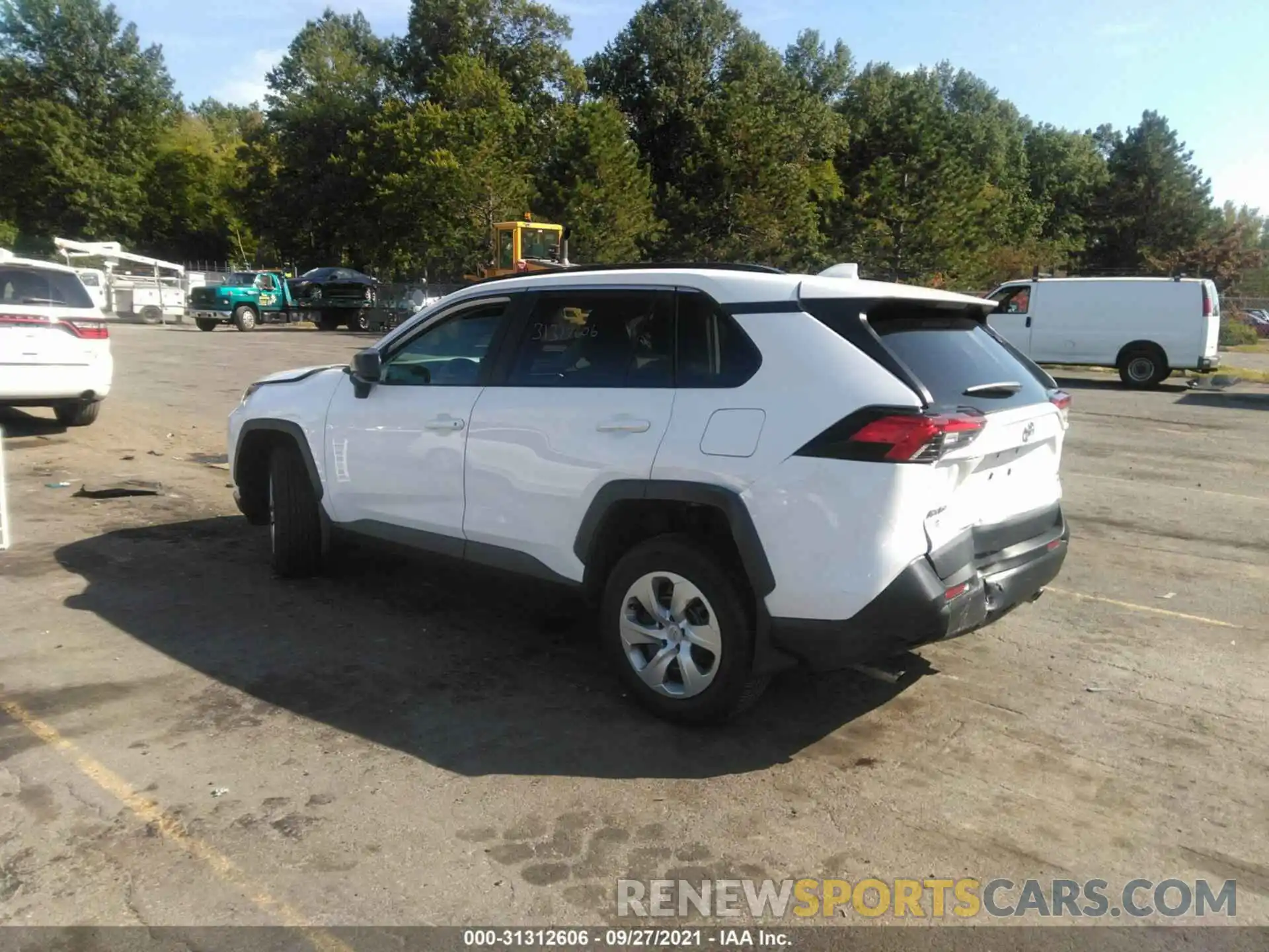 3 Photograph of a damaged car 2T3F1RFV4LW133035 TOYOTA RAV4 2020