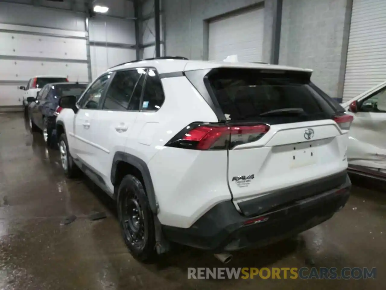 3 Photograph of a damaged car 2T3F1RFV4LW134444 TOYOTA RAV4 2020