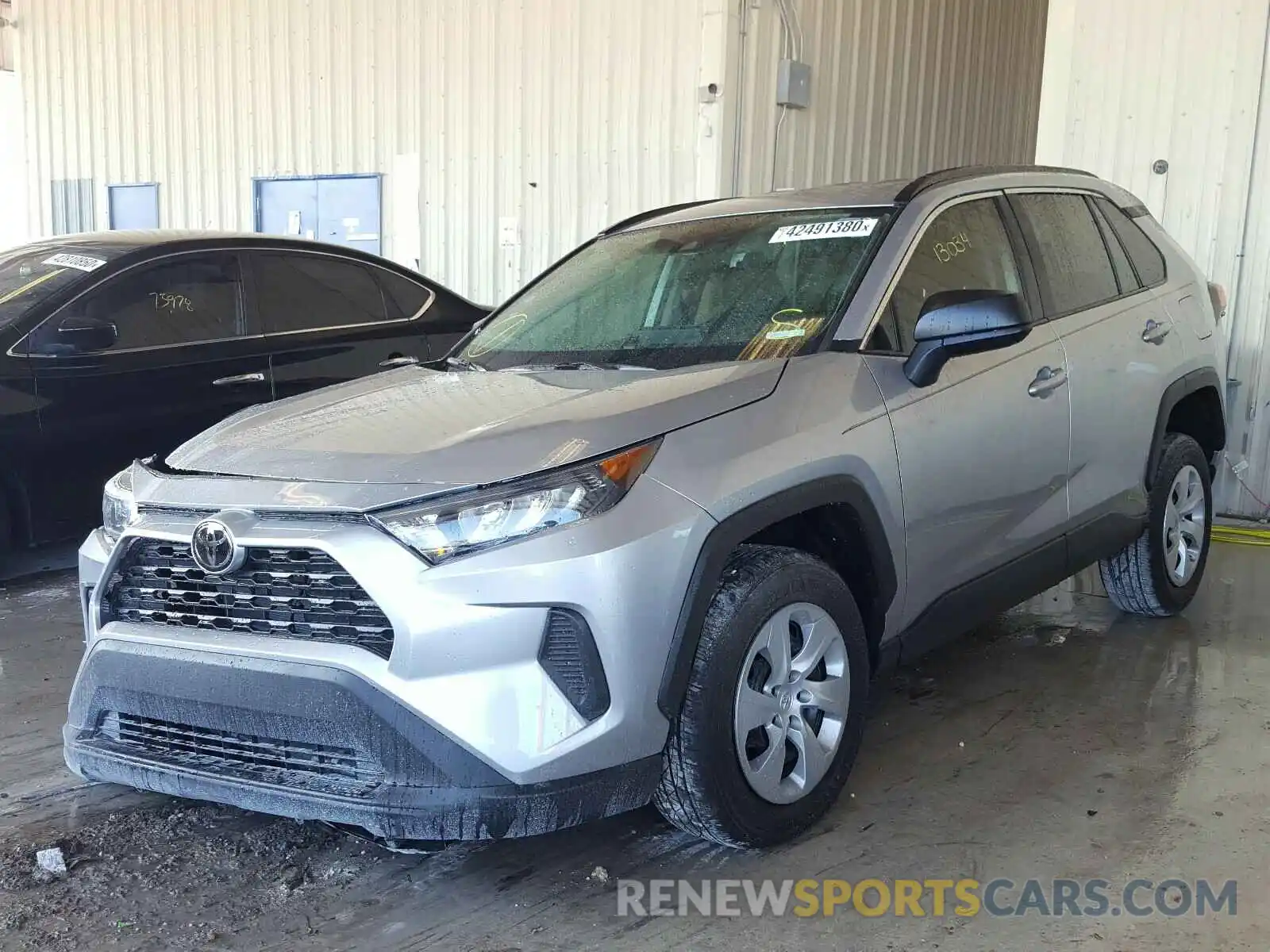 2 Photograph of a damaged car 2T3F1RFV5LC061831 TOYOTA RAV4 2020