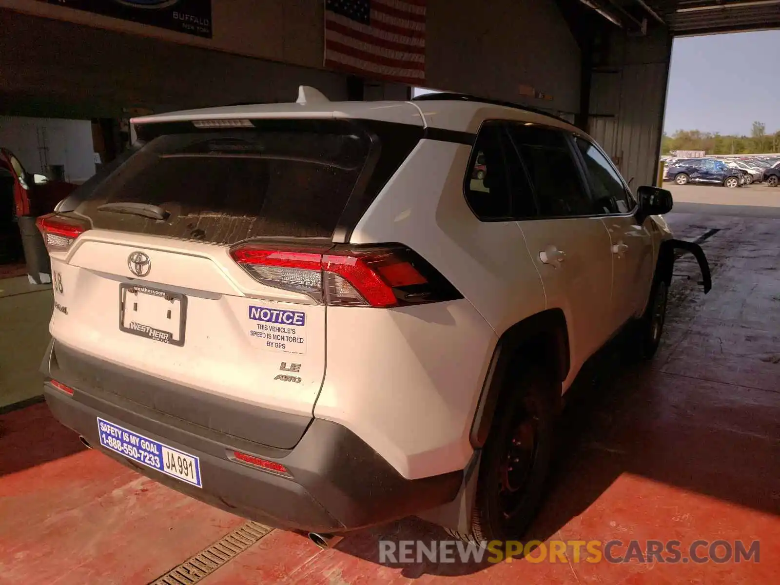 4 Photograph of a damaged car 2T3F1RFV5LC066446 TOYOTA RAV4 2020