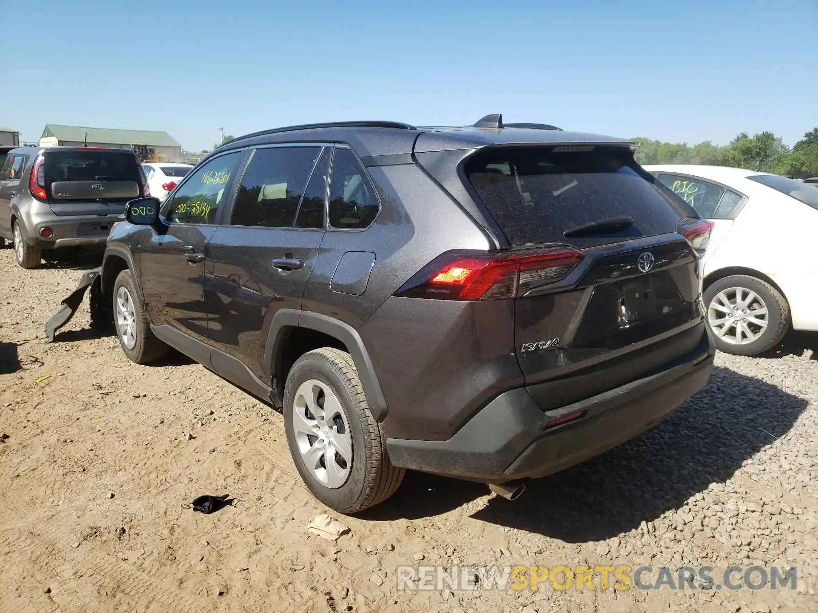 3 Photograph of a damaged car 2T3F1RFV5LC082890 TOYOTA RAV4 2020