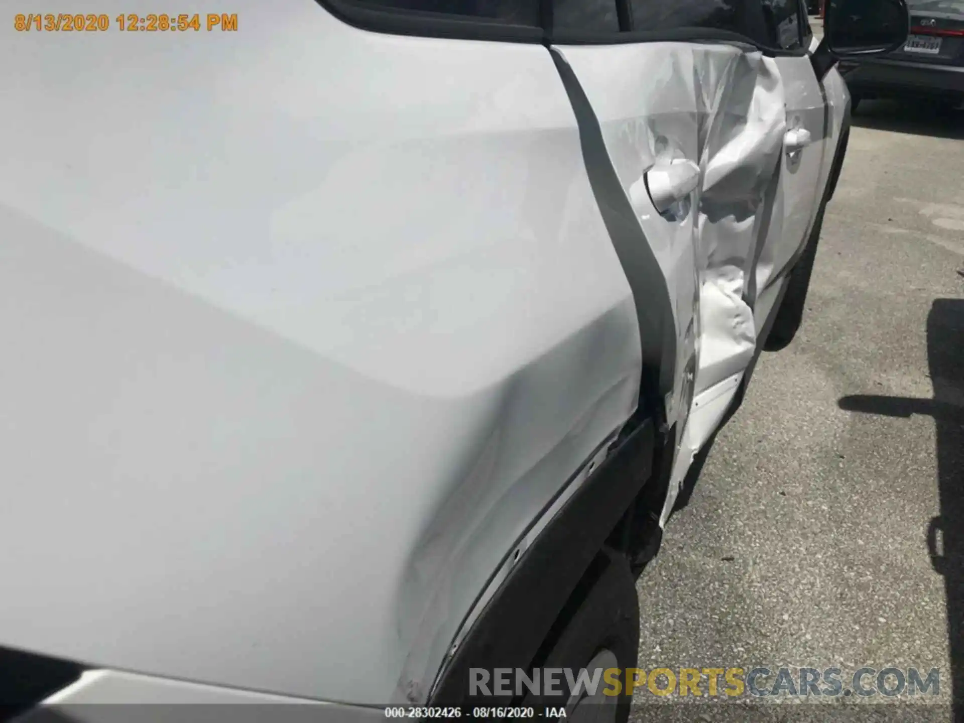 15 Photograph of a damaged car 2T3F1RFV5LC084042 TOYOTA RAV4 2020