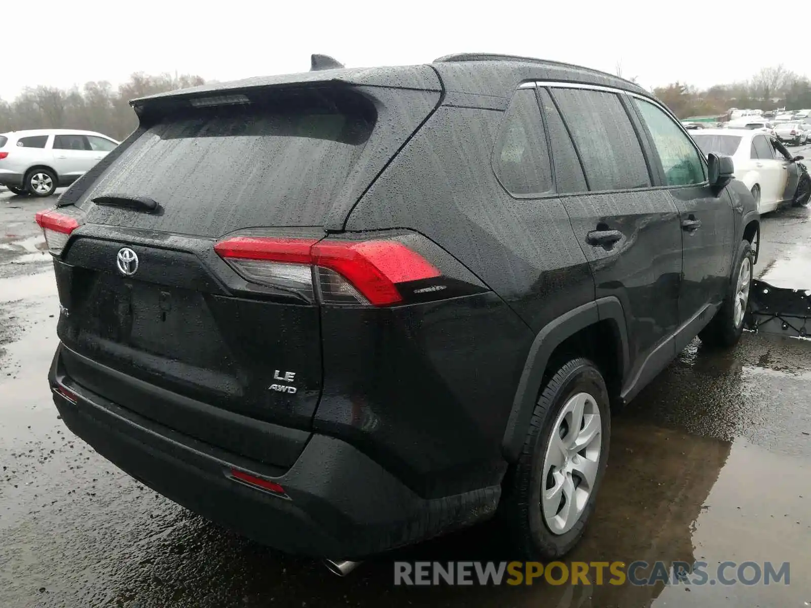 4 Photograph of a damaged car 2T3F1RFV5LC097552 TOYOTA RAV4 2020