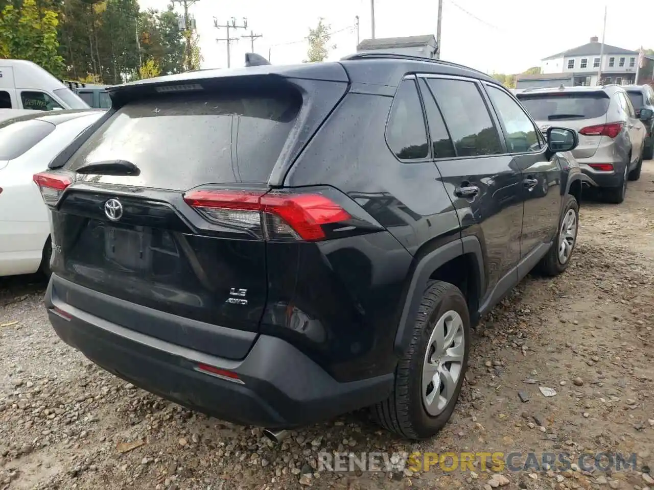 4 Photograph of a damaged car 2T3F1RFV5LC098622 TOYOTA RAV4 2020