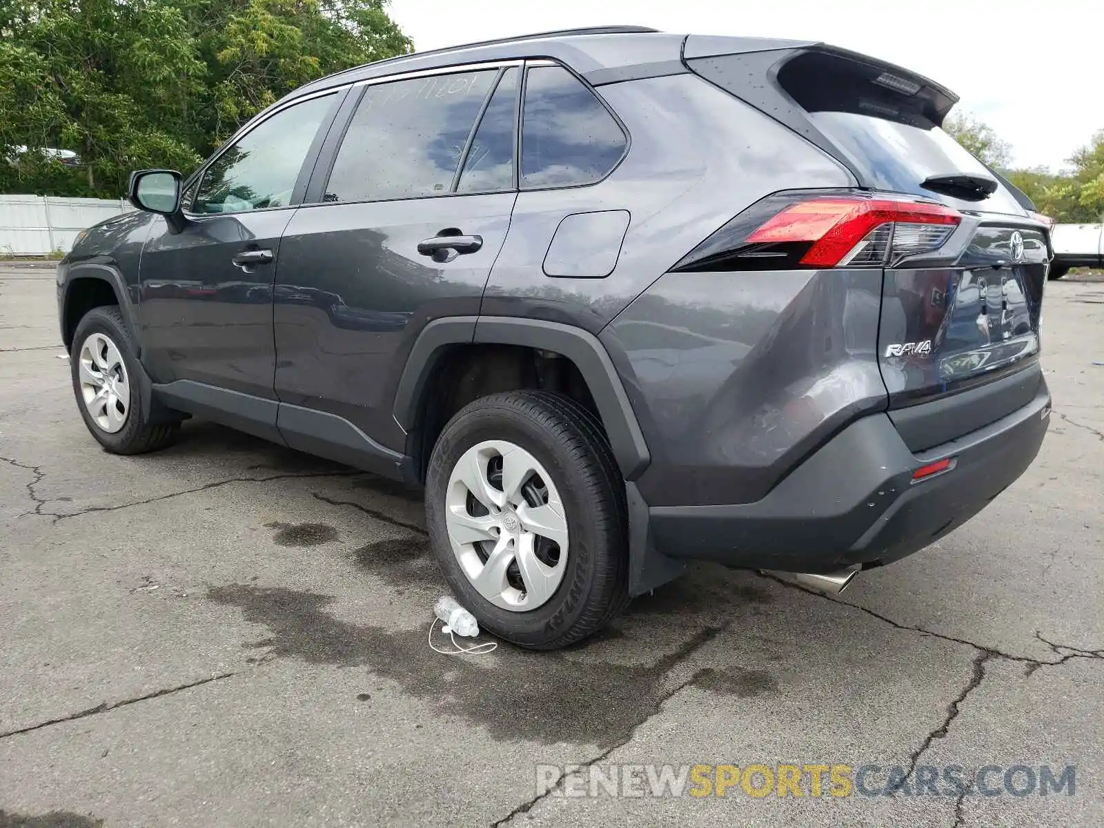 3 Photograph of a damaged car 2T3F1RFV5LC118884 TOYOTA RAV4 2020