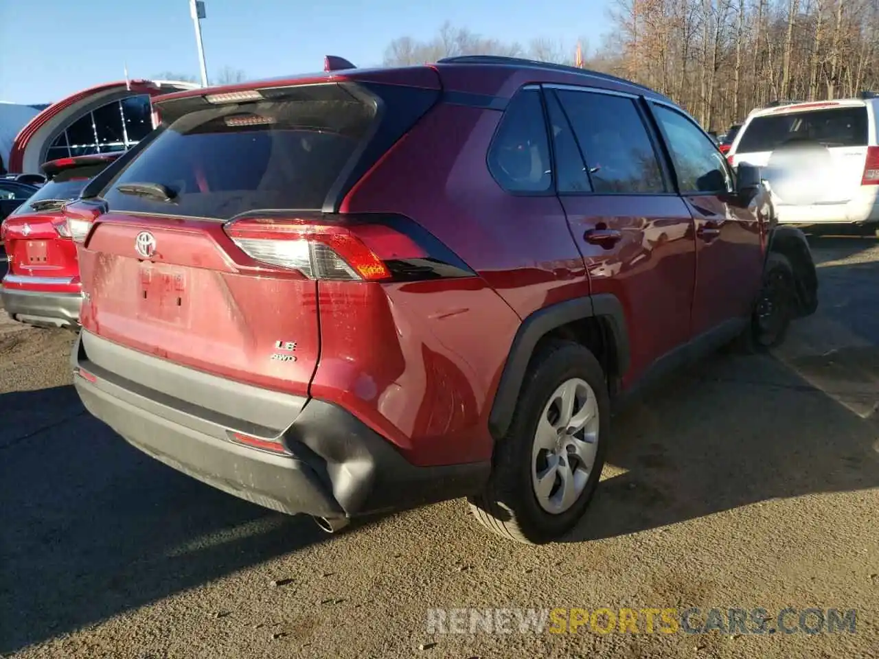 4 Photograph of a damaged car 2T3F1RFV5LW084069 TOYOTA RAV4 2020