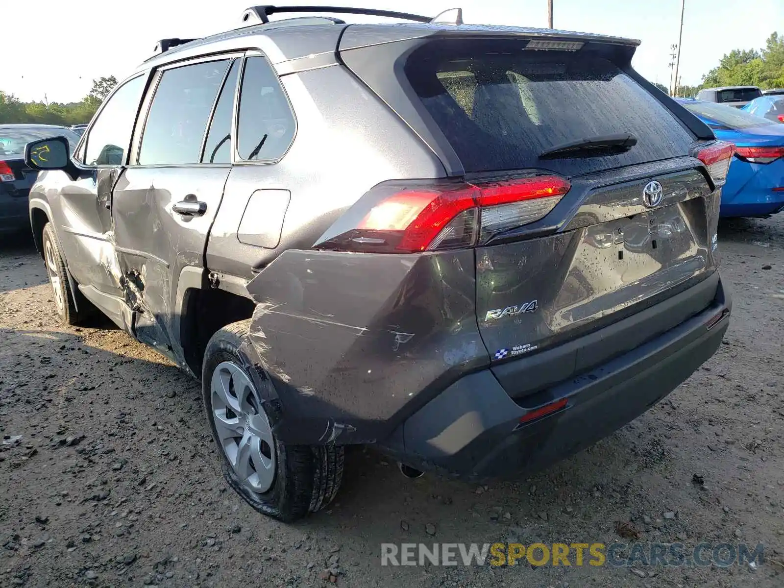 3 Photograph of a damaged car 2T3F1RFV5LW088817 TOYOTA RAV4 2020