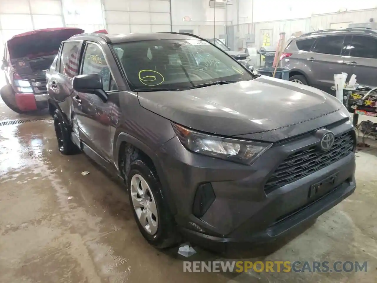 1 Photograph of a damaged car 2T3F1RFV5LW104028 TOYOTA RAV4 2020