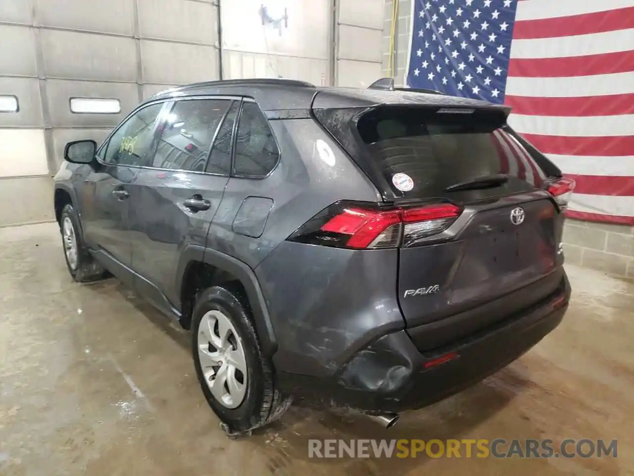 3 Photograph of a damaged car 2T3F1RFV5LW104028 TOYOTA RAV4 2020