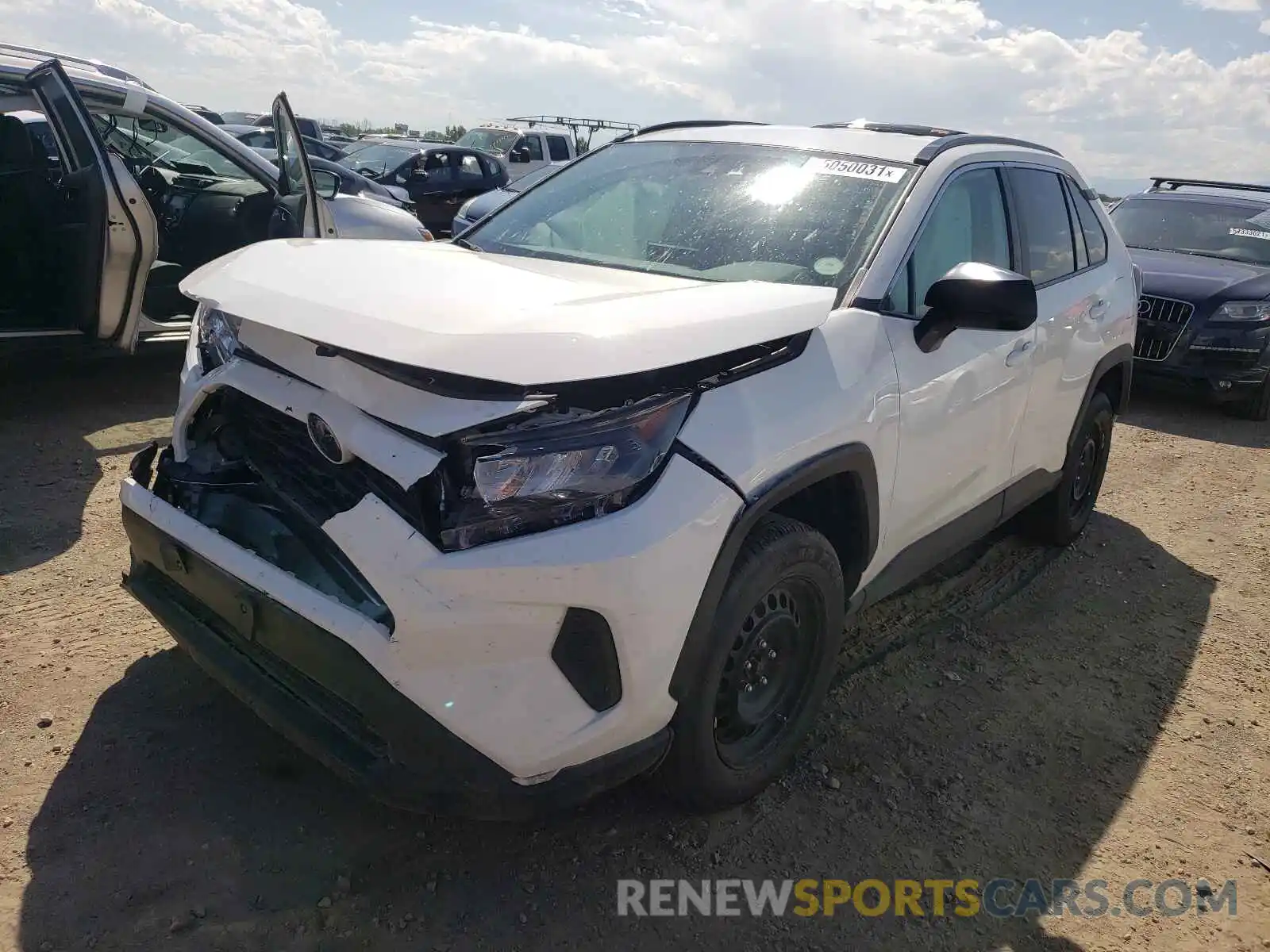 2 Фотография поврежденного автомобиля 2T3F1RFV5LW106748 TOYOTA RAV4 2020