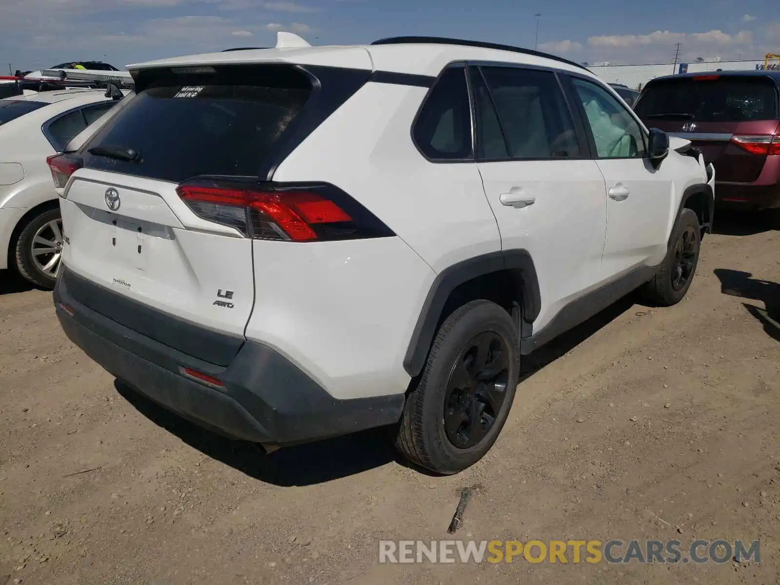 4 Photograph of a damaged car 2T3F1RFV5LW106748 TOYOTA RAV4 2020