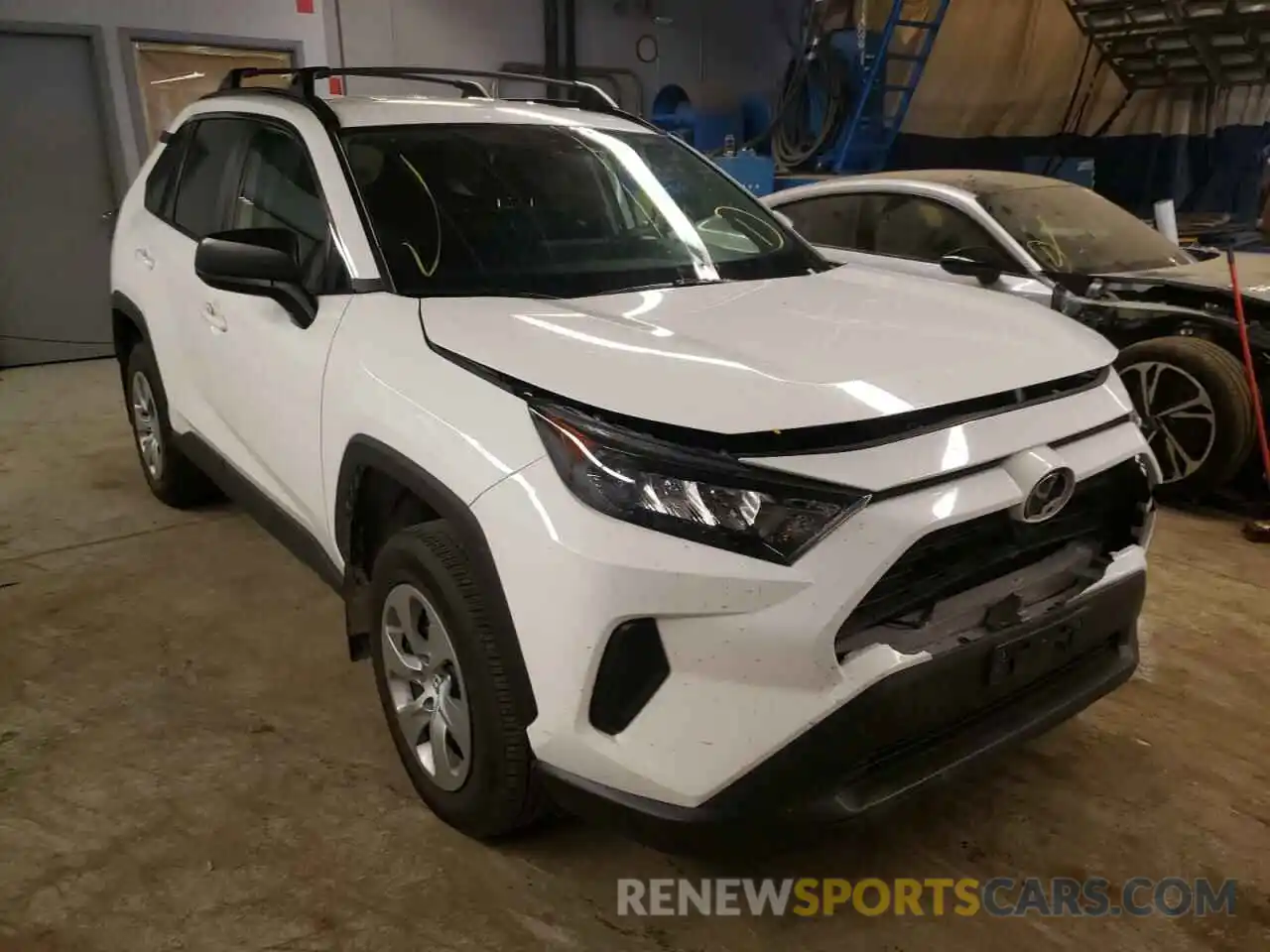 1 Photograph of a damaged car 2T3F1RFV6LC070957 TOYOTA RAV4 2020