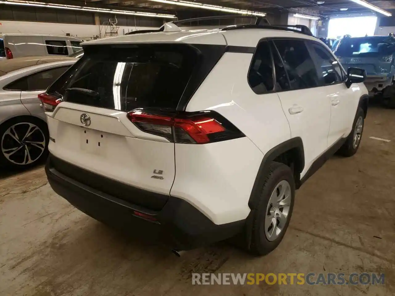 4 Photograph of a damaged car 2T3F1RFV6LC070957 TOYOTA RAV4 2020