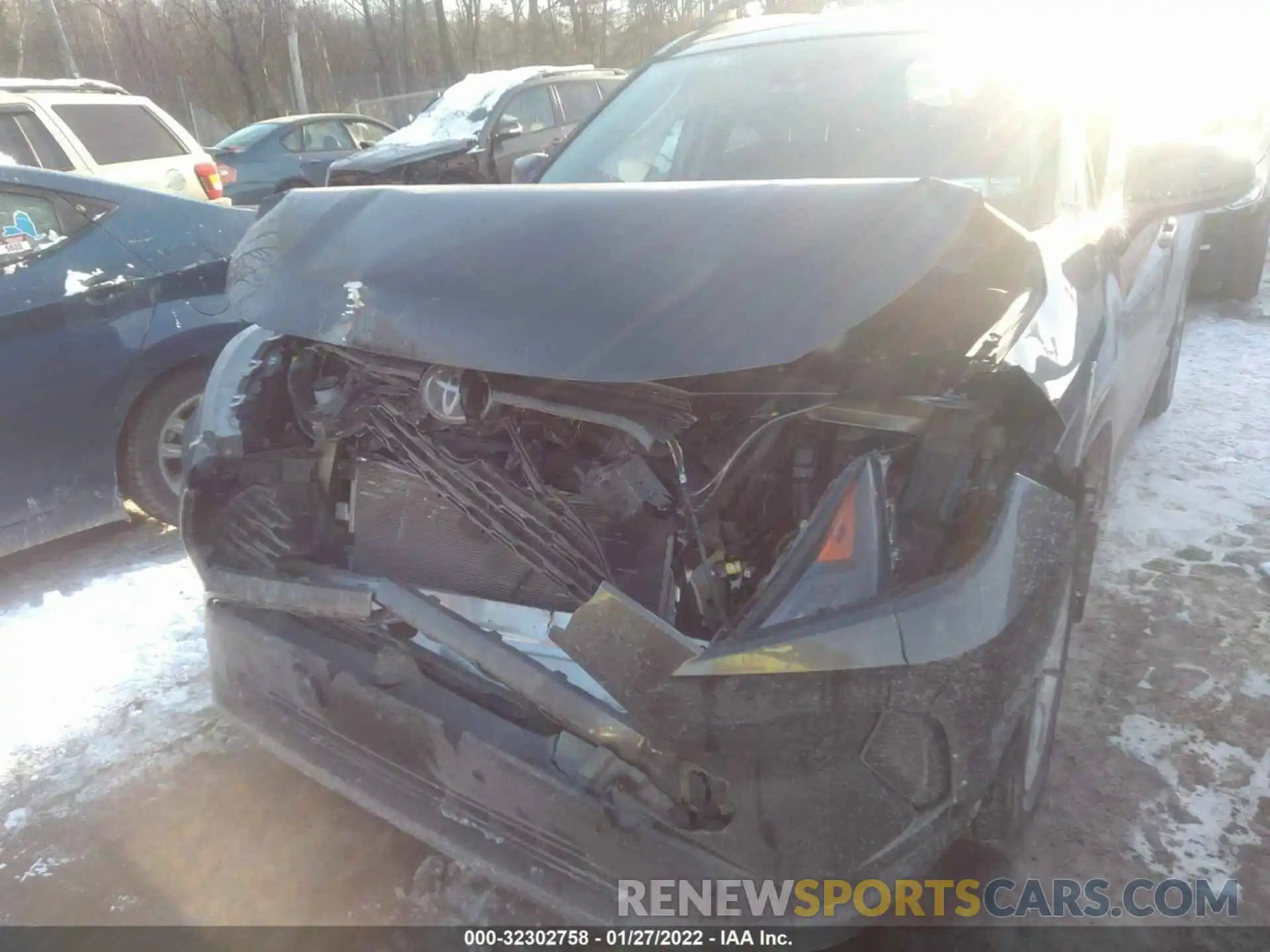 6 Photograph of a damaged car 2T3F1RFV6LC085278 TOYOTA RAV4 2020