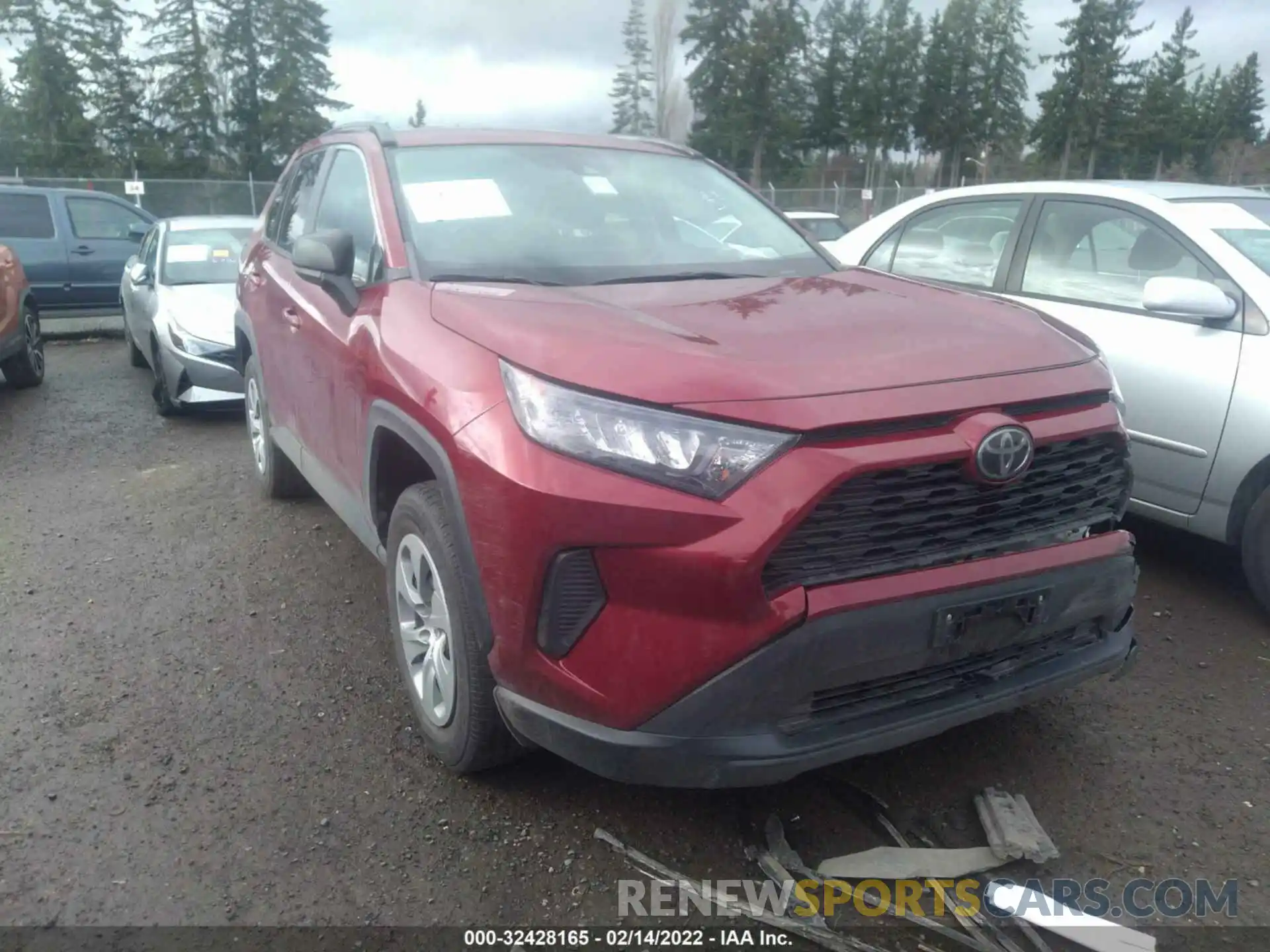 1 Photograph of a damaged car 2T3F1RFV6LC086852 TOYOTA RAV4 2020