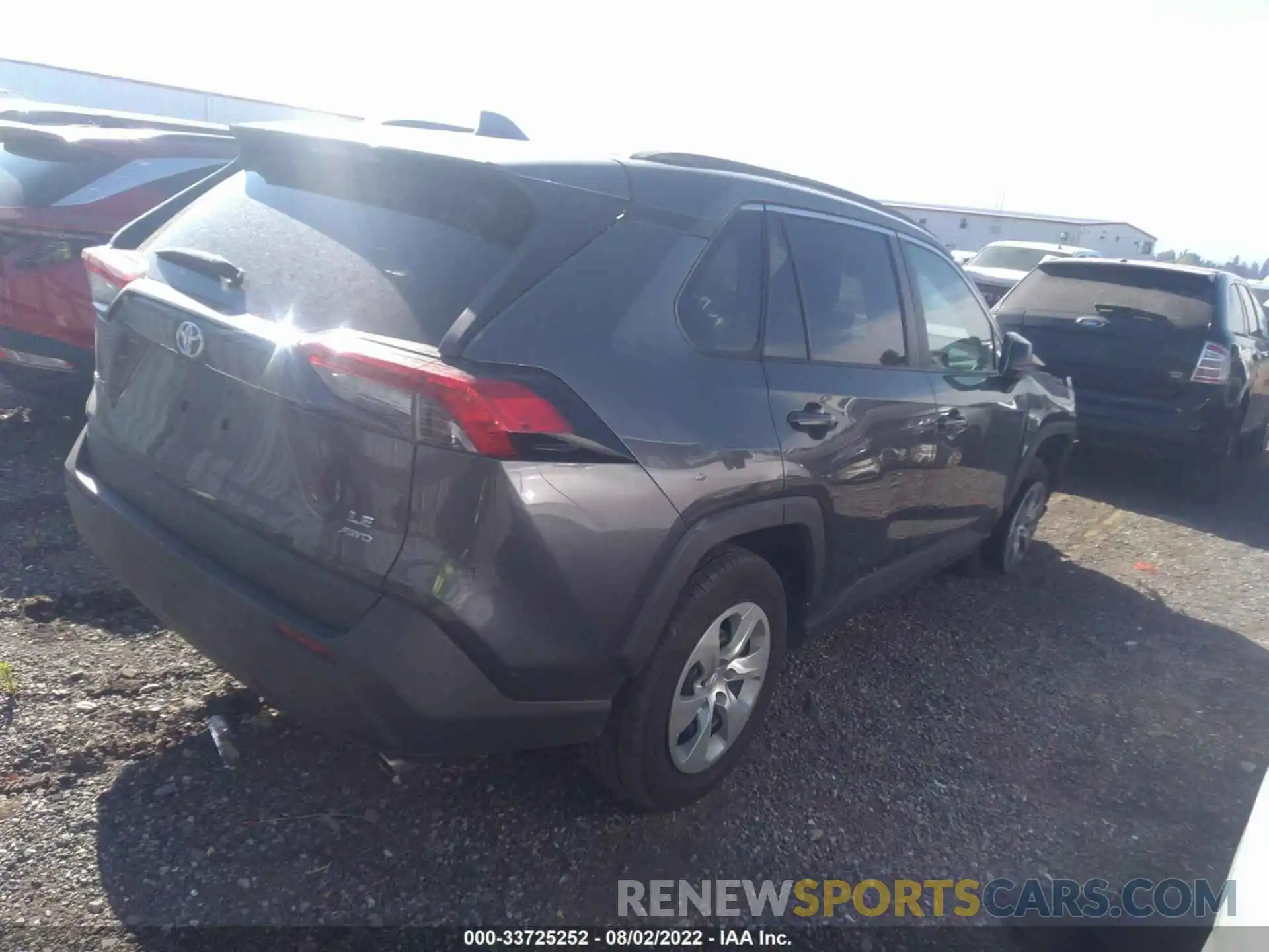 4 Photograph of a damaged car 2T3F1RFV6LC091792 TOYOTA RAV4 2020