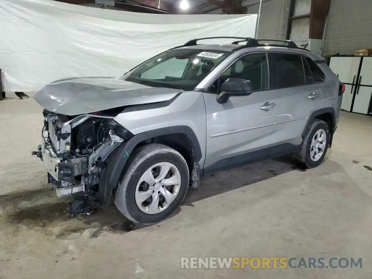 1 Photograph of a damaged car 2T3F1RFV6LC103102 TOYOTA RAV4 2020