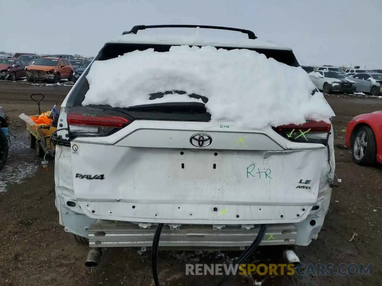 6 Photograph of a damaged car 2T3F1RFV6LC103648 TOYOTA RAV4 2020