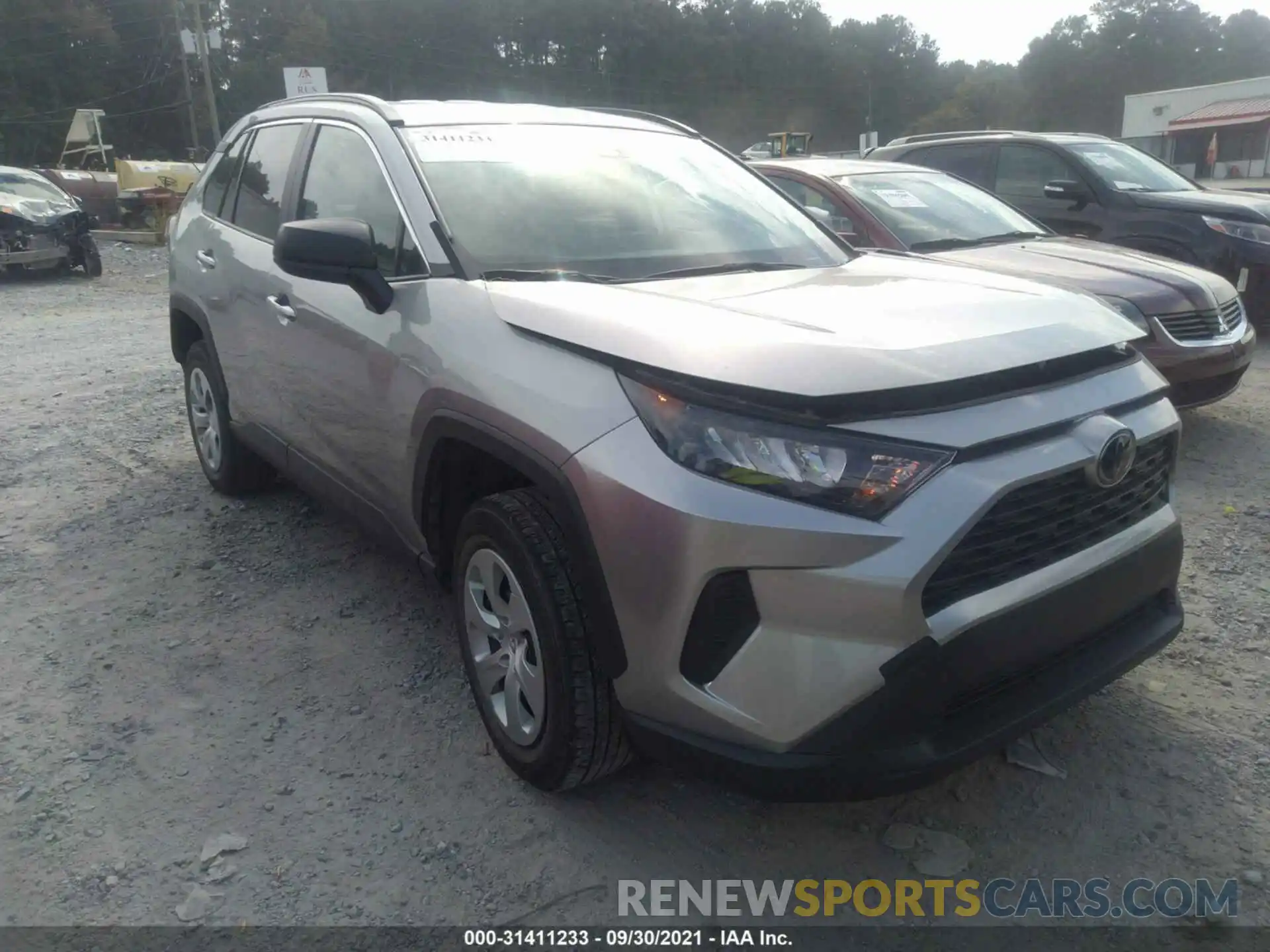 1 Photograph of a damaged car 2T3F1RFV6LC105349 TOYOTA RAV4 2020