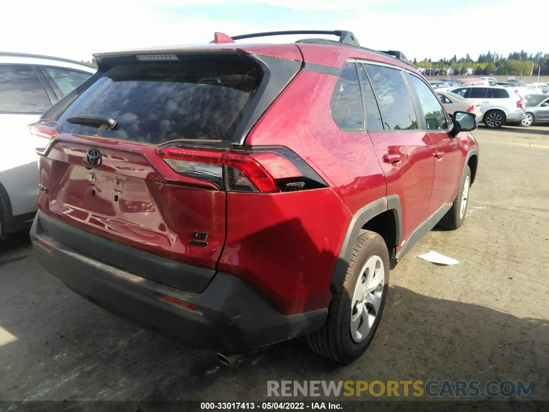 4 Photograph of a damaged car 2T3F1RFV6LC118229 TOYOTA RAV4 2020