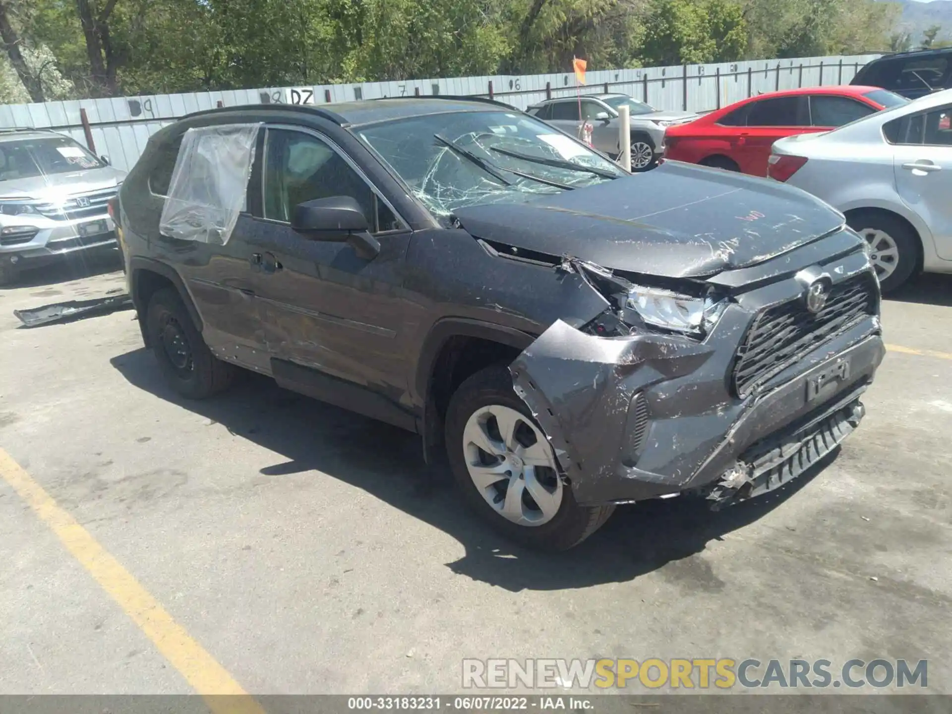 1 Photograph of a damaged car 2T3F1RFV6LC133300 TOYOTA RAV4 2020