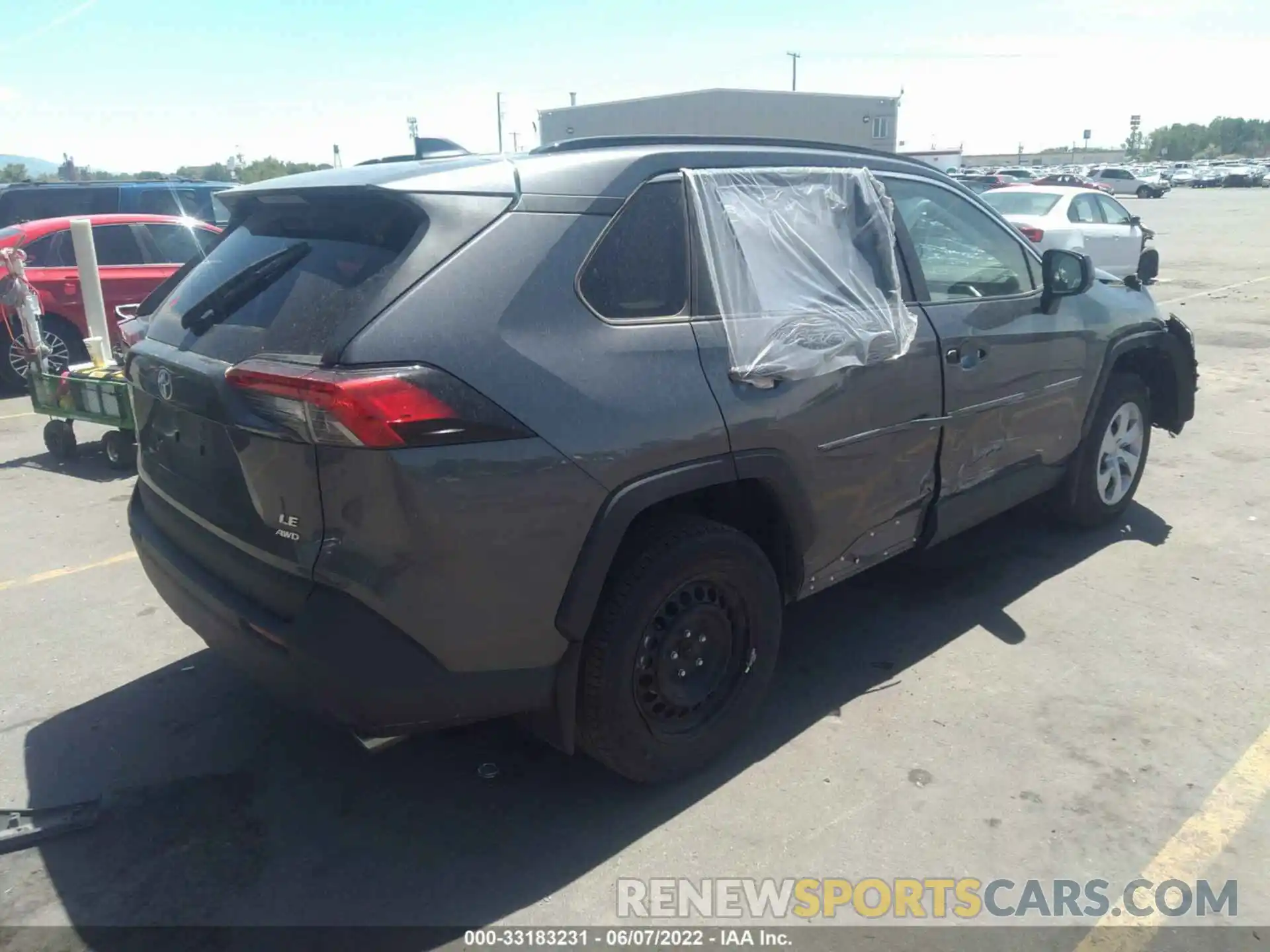 4 Фотография поврежденного автомобиля 2T3F1RFV6LC133300 TOYOTA RAV4 2020