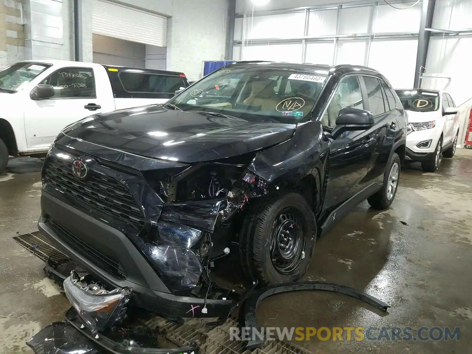 2 Photograph of a damaged car 2T3F1RFV6LW087420 TOYOTA RAV4 2020