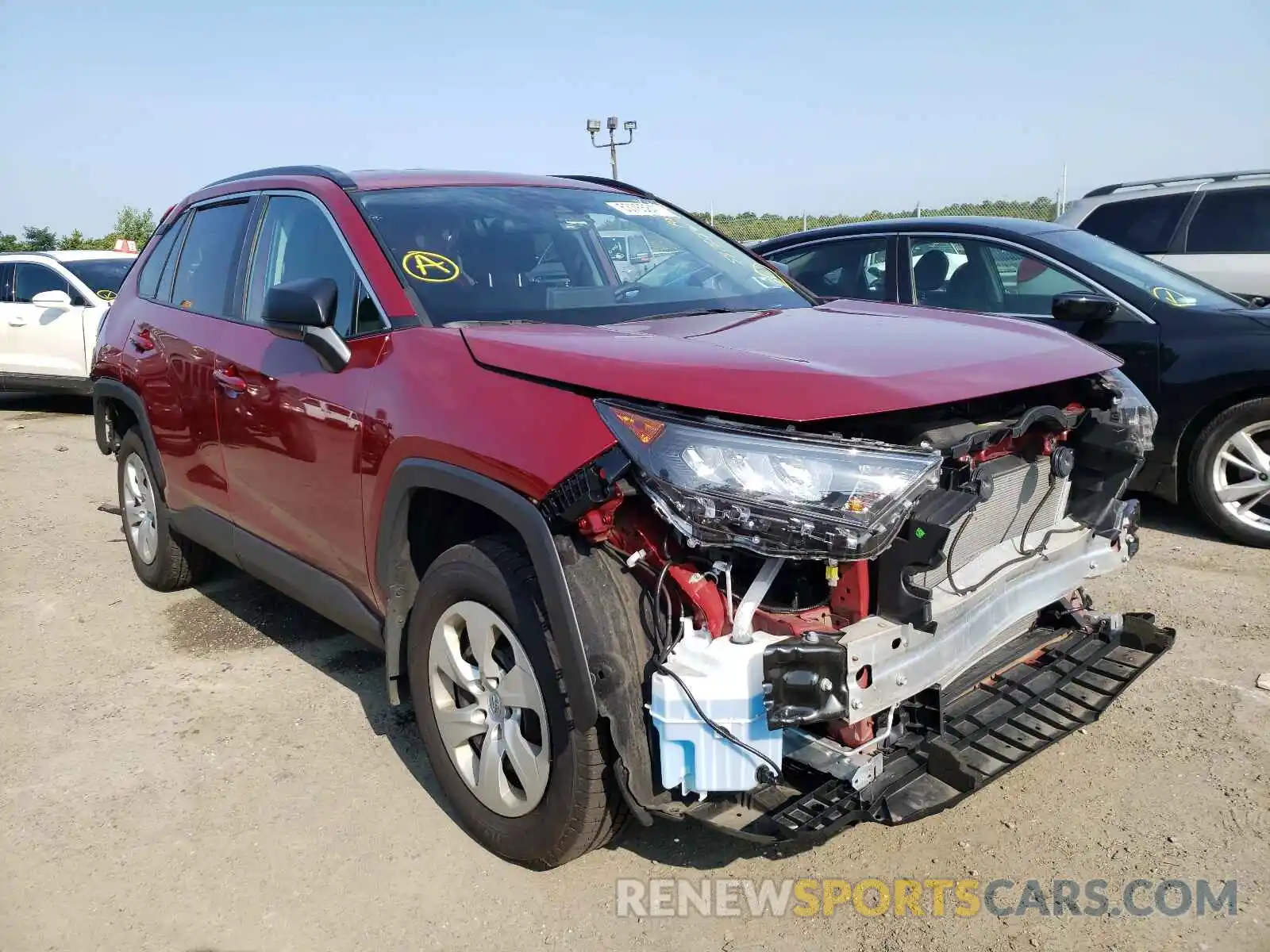 1 Photograph of a damaged car 2T3F1RFV6LW092360 TOYOTA RAV4 2020