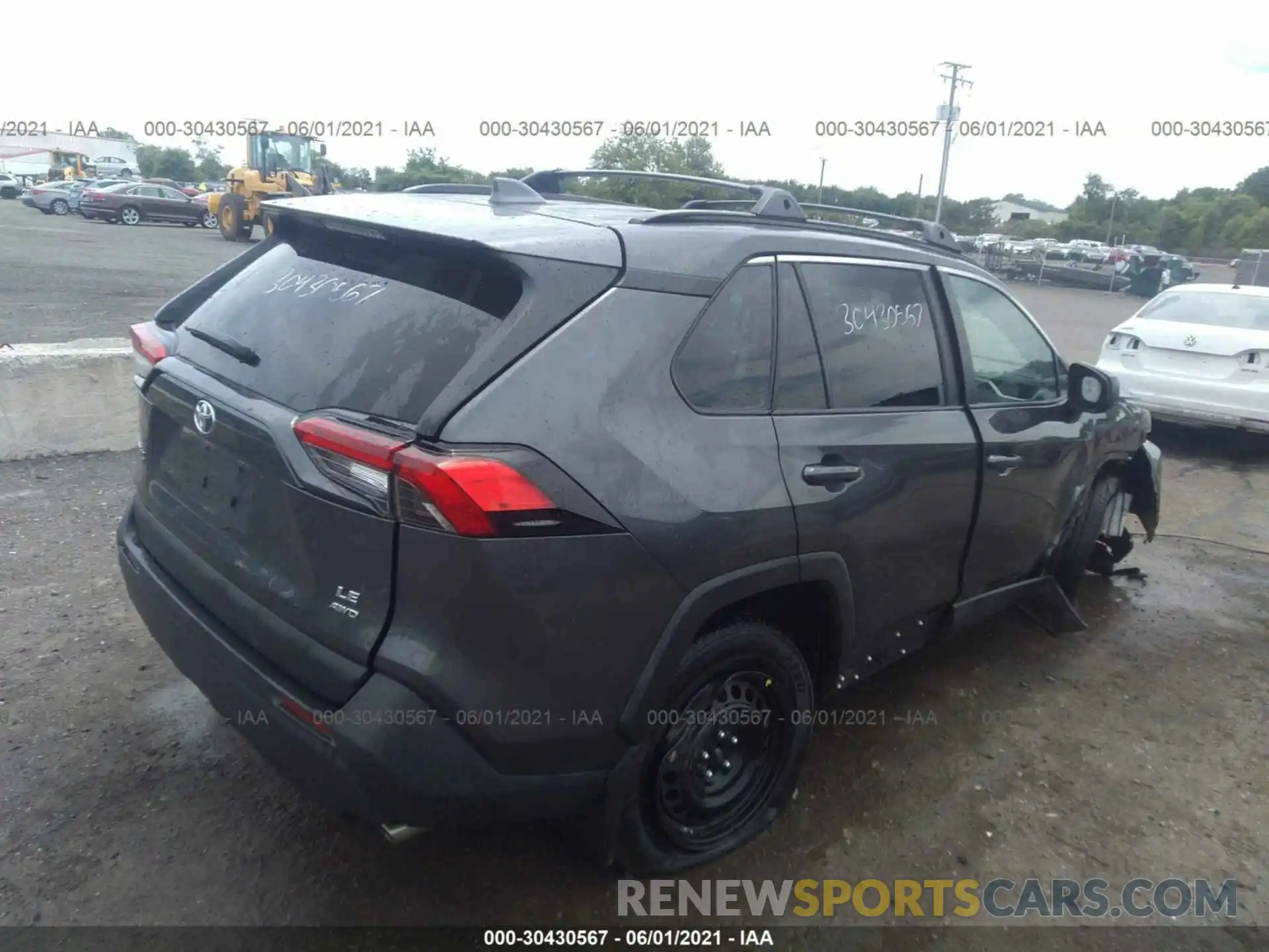 4 Photograph of a damaged car 2T3F1RFV6LW117225 TOYOTA RAV4 2020