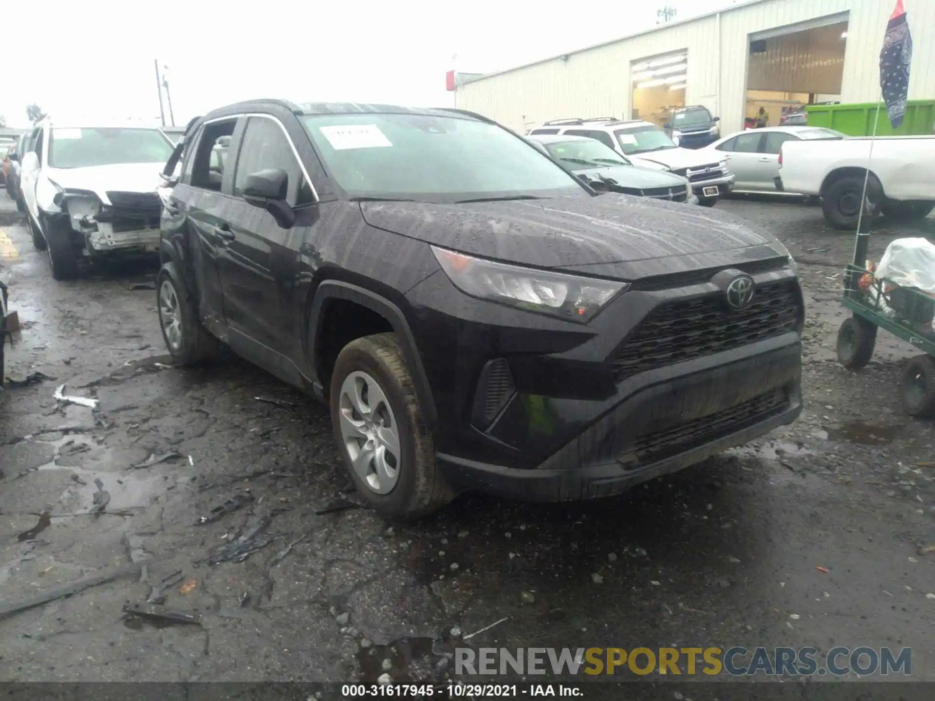 1 Photograph of a damaged car 2T3F1RFV6LW128550 TOYOTA RAV4 2020