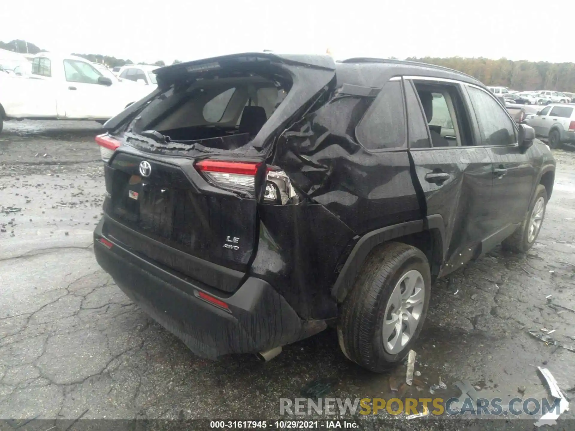 6 Photograph of a damaged car 2T3F1RFV6LW128550 TOYOTA RAV4 2020