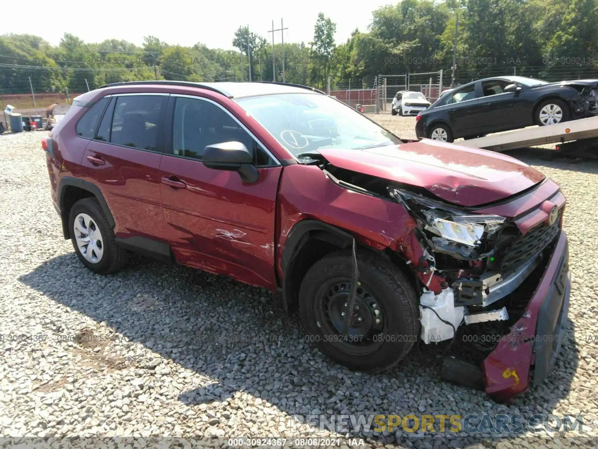 1 Photograph of a damaged car 2T3F1RFV6LW135160 TOYOTA RAV4 2020