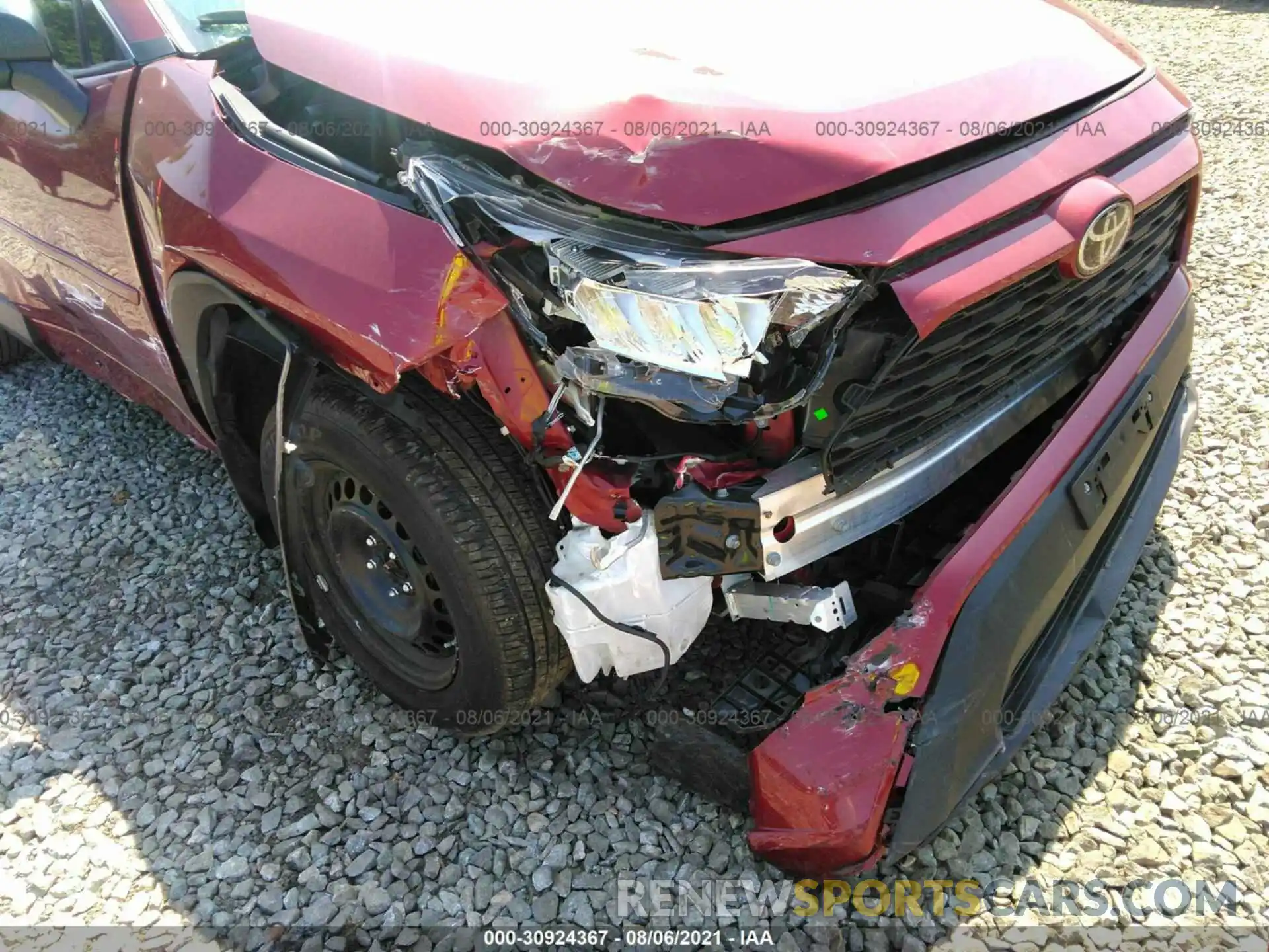 6 Photograph of a damaged car 2T3F1RFV6LW135160 TOYOTA RAV4 2020