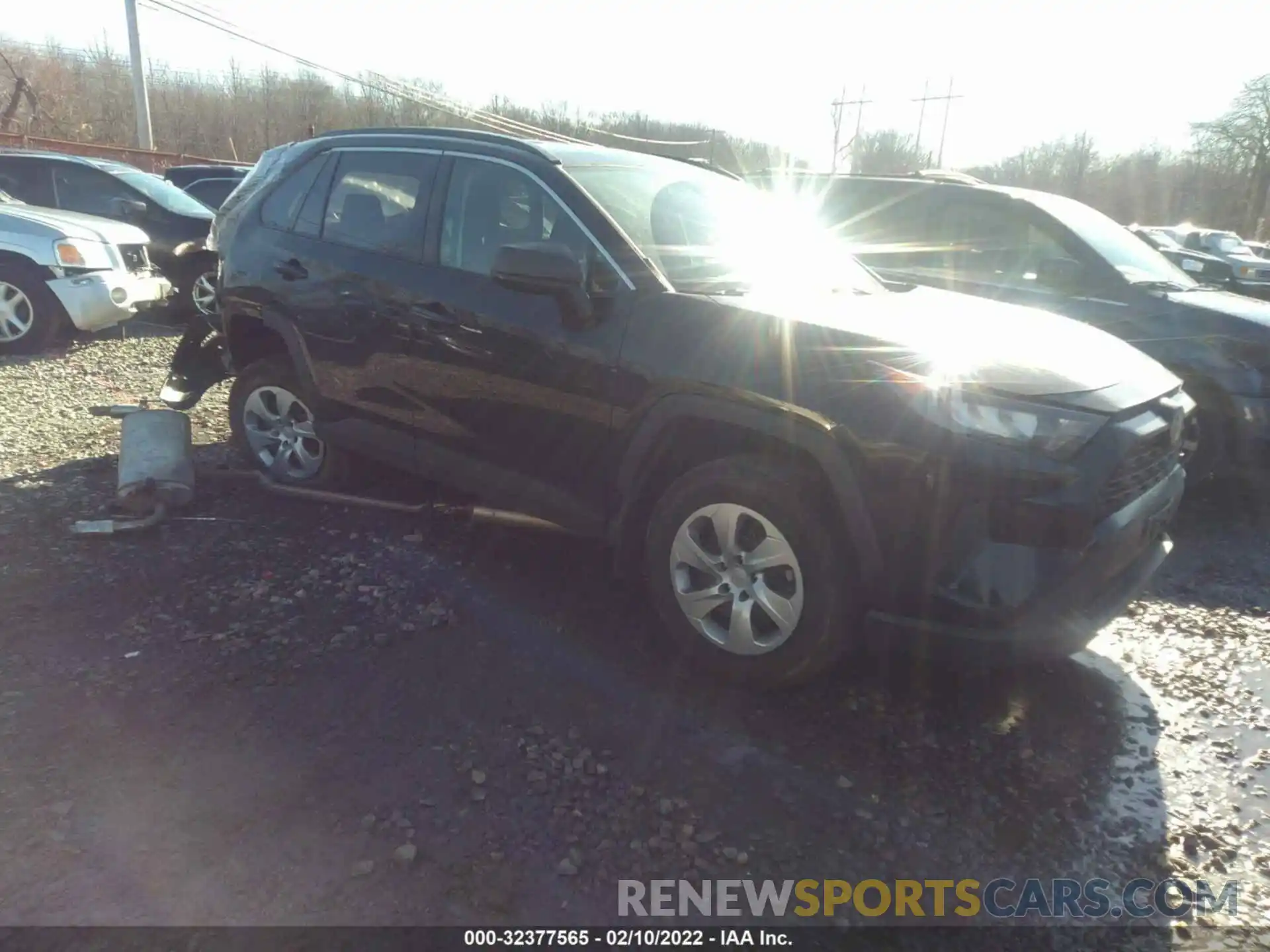 1 Photograph of a damaged car 2T3F1RFV7LC065749 TOYOTA RAV4 2020