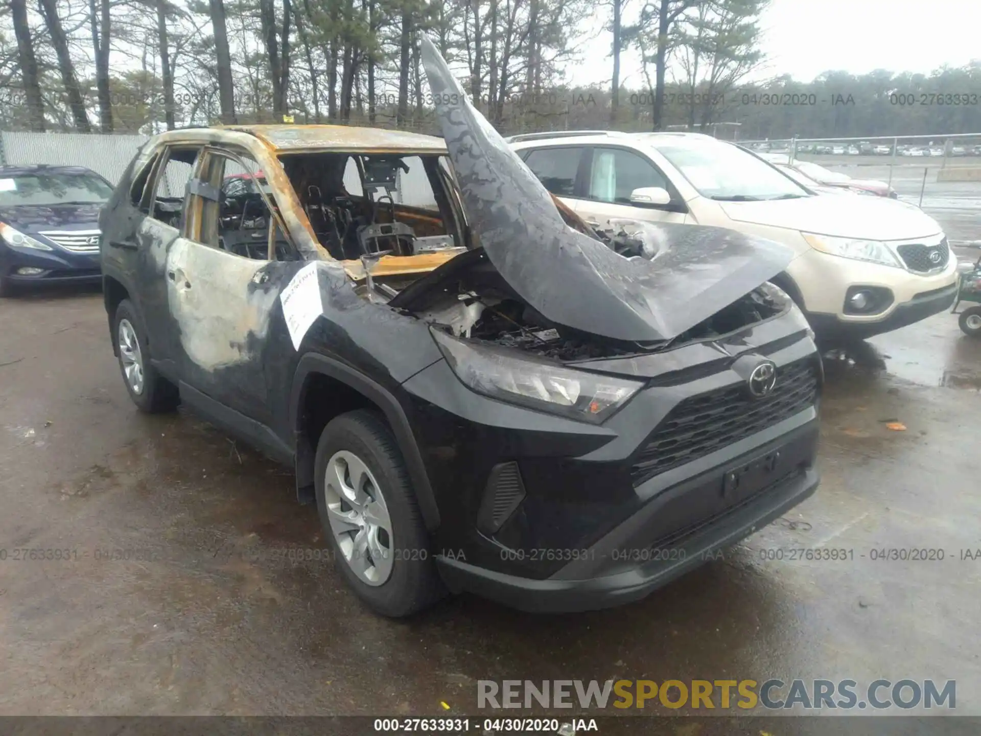 1 Photograph of a damaged car 2T3F1RFV7LC072796 TOYOTA RAV4 2020