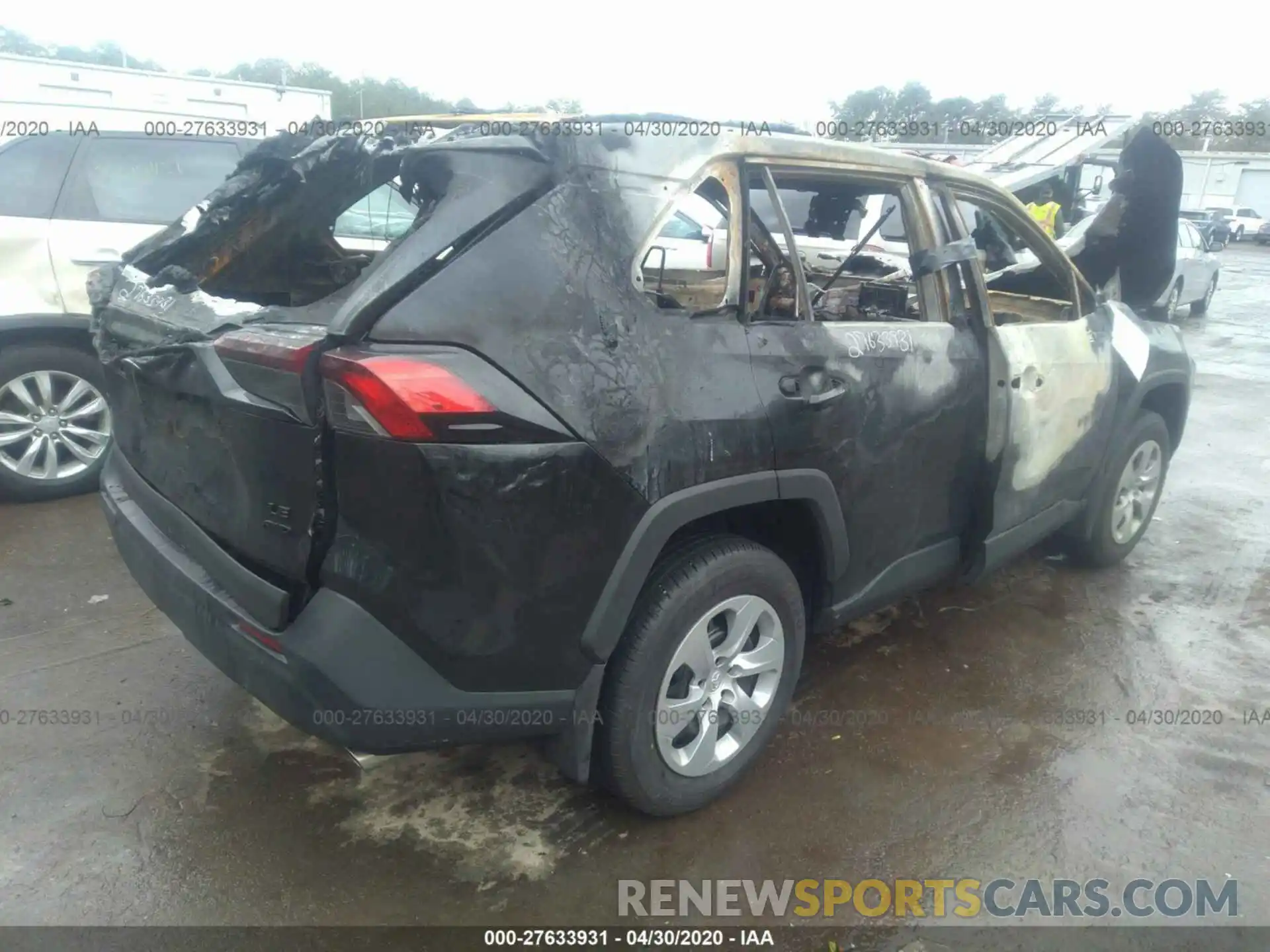 4 Photograph of a damaged car 2T3F1RFV7LC072796 TOYOTA RAV4 2020