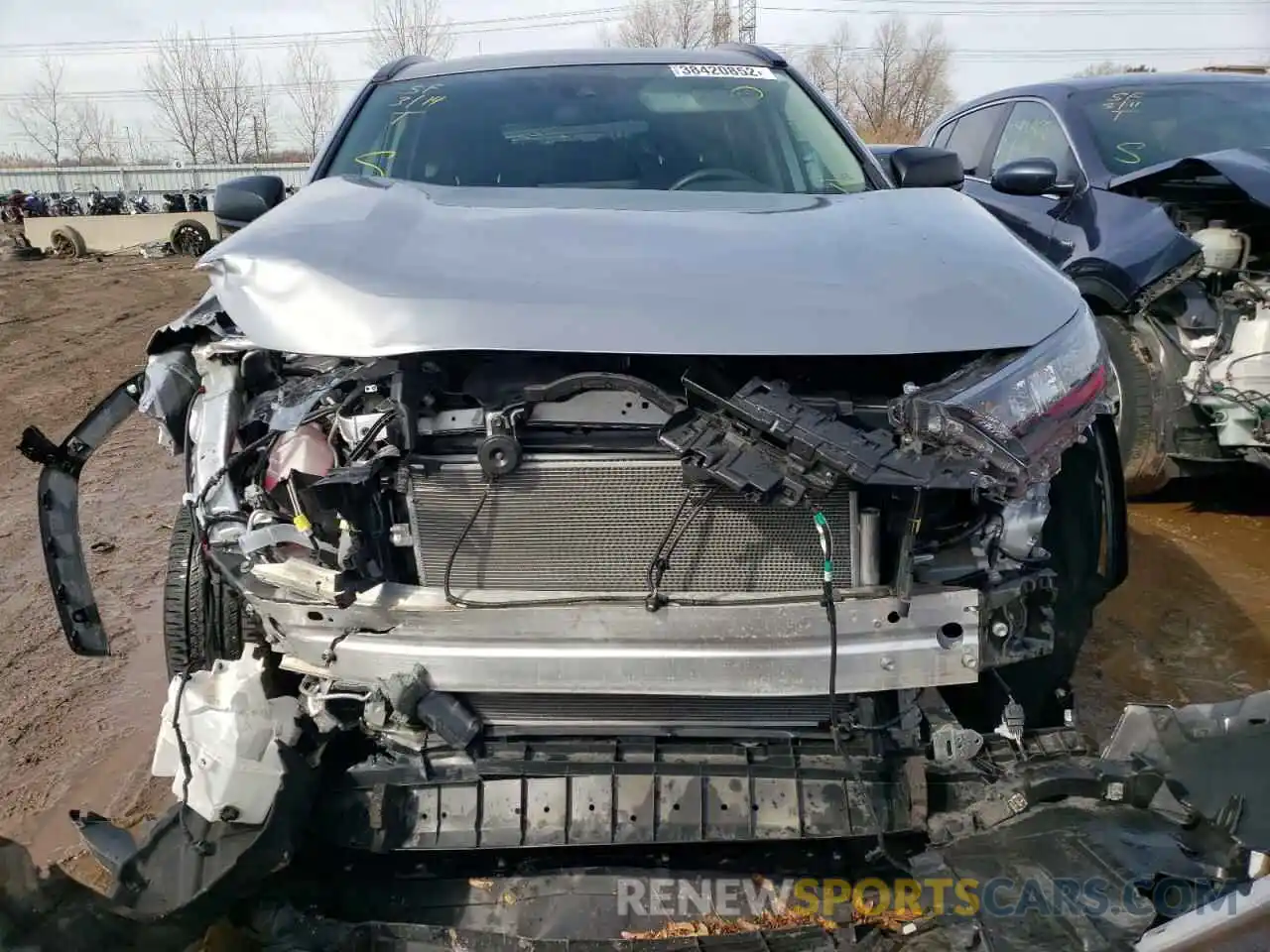 9 Photograph of a damaged car 2T3F1RFV7LC085466 TOYOTA RAV4 2020